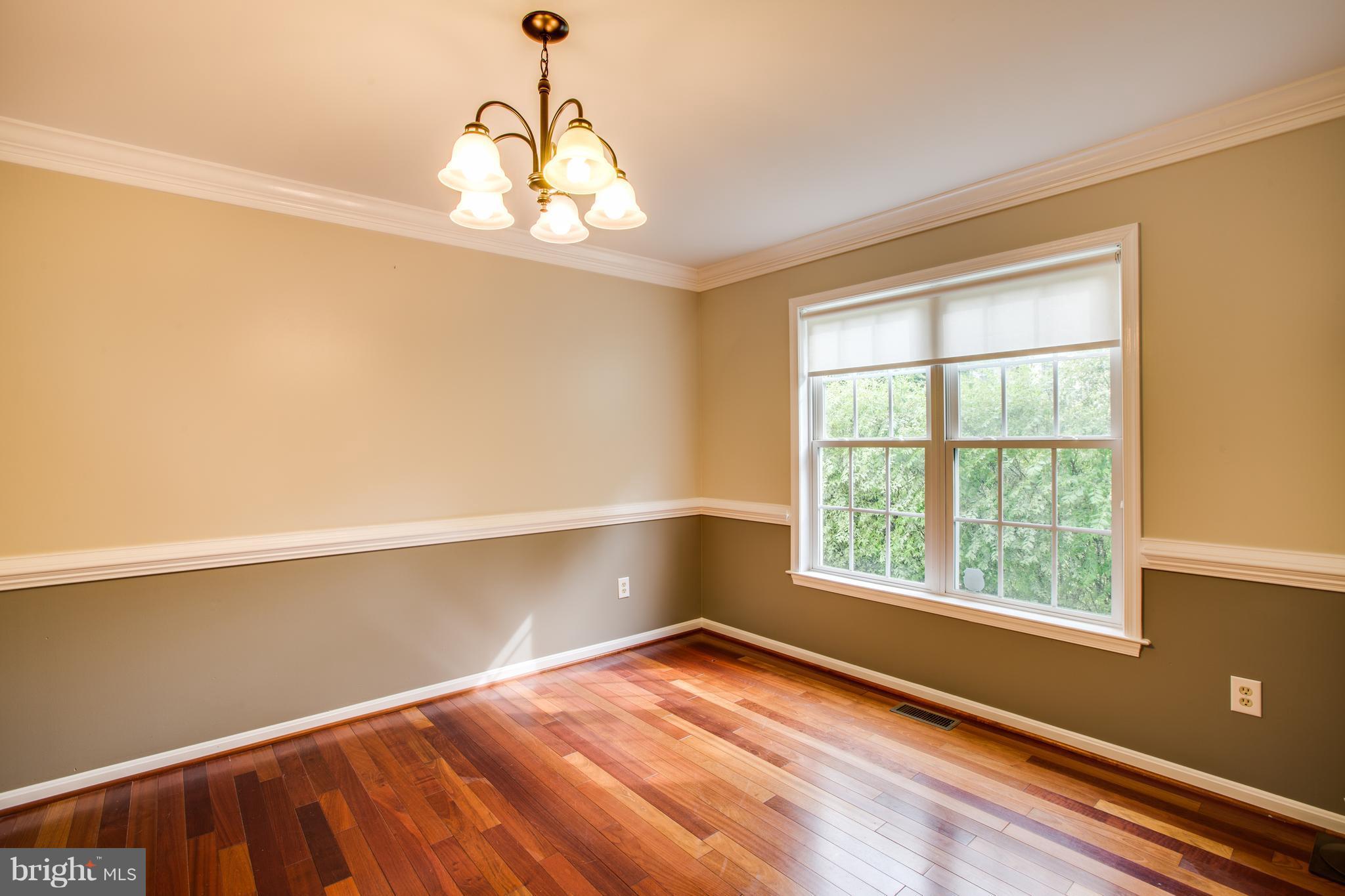 COLECHESTER VILLAGE - Residential