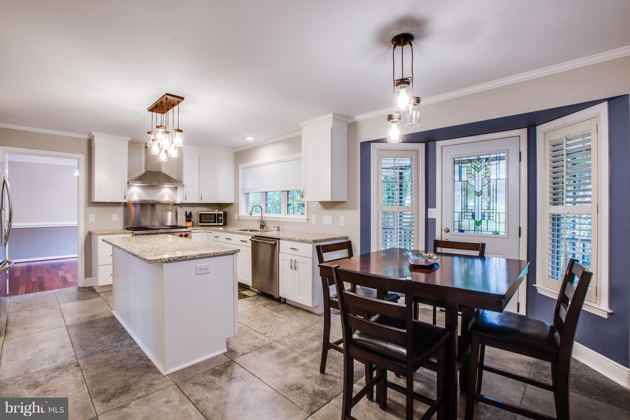 COLECHESTER VILLAGE - Residential