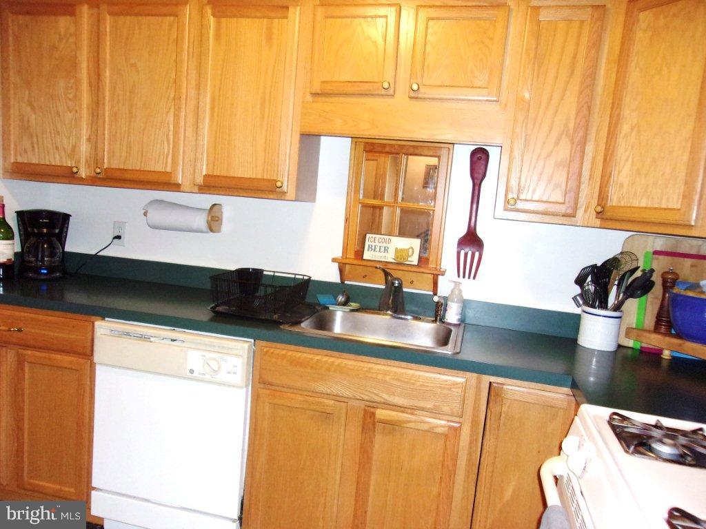 BUTTONWOOD GREEN - Residential