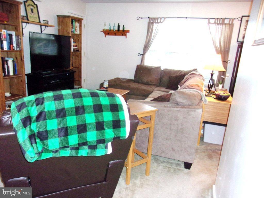 BUTTONWOOD GREEN - Residential