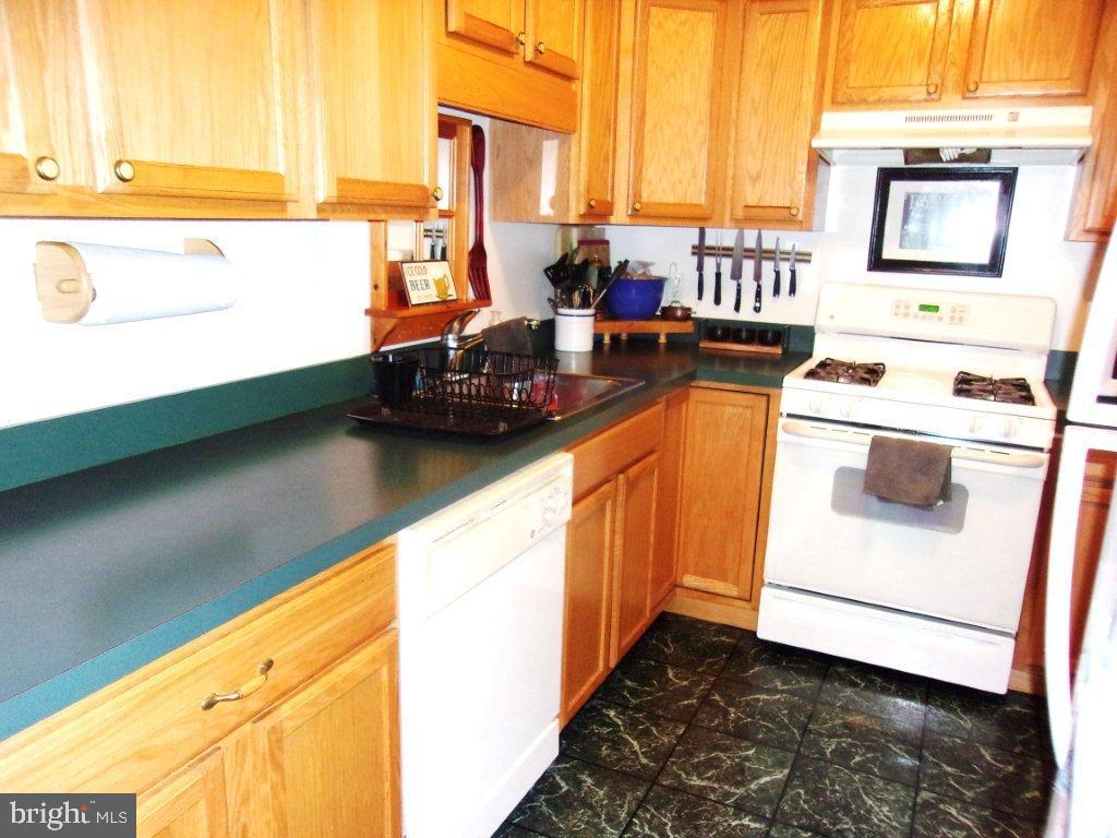 BUTTONWOOD GREEN - Residential