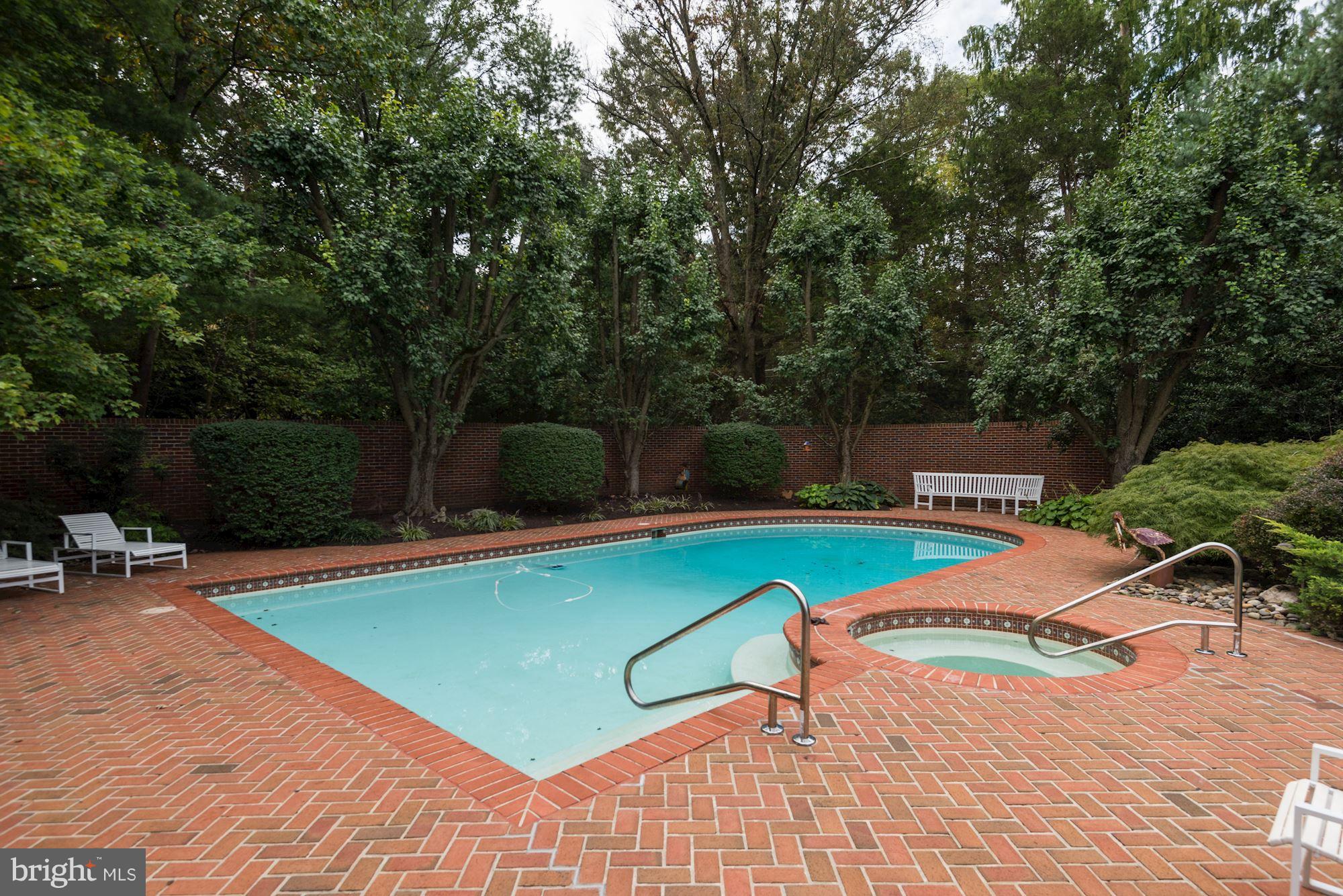 BALLANTRAE FARMS - Residential