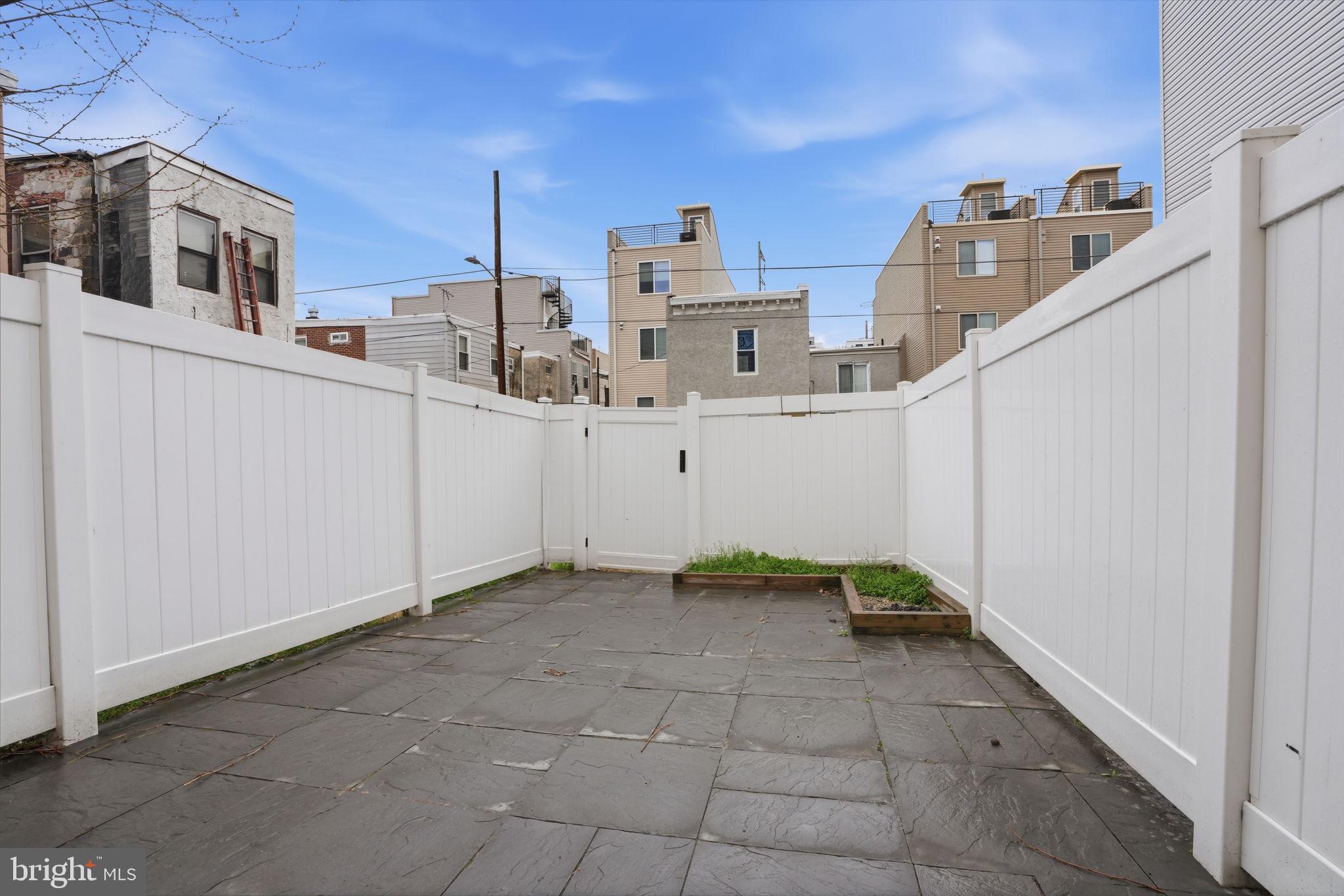 GRAYS FERRY - Residential