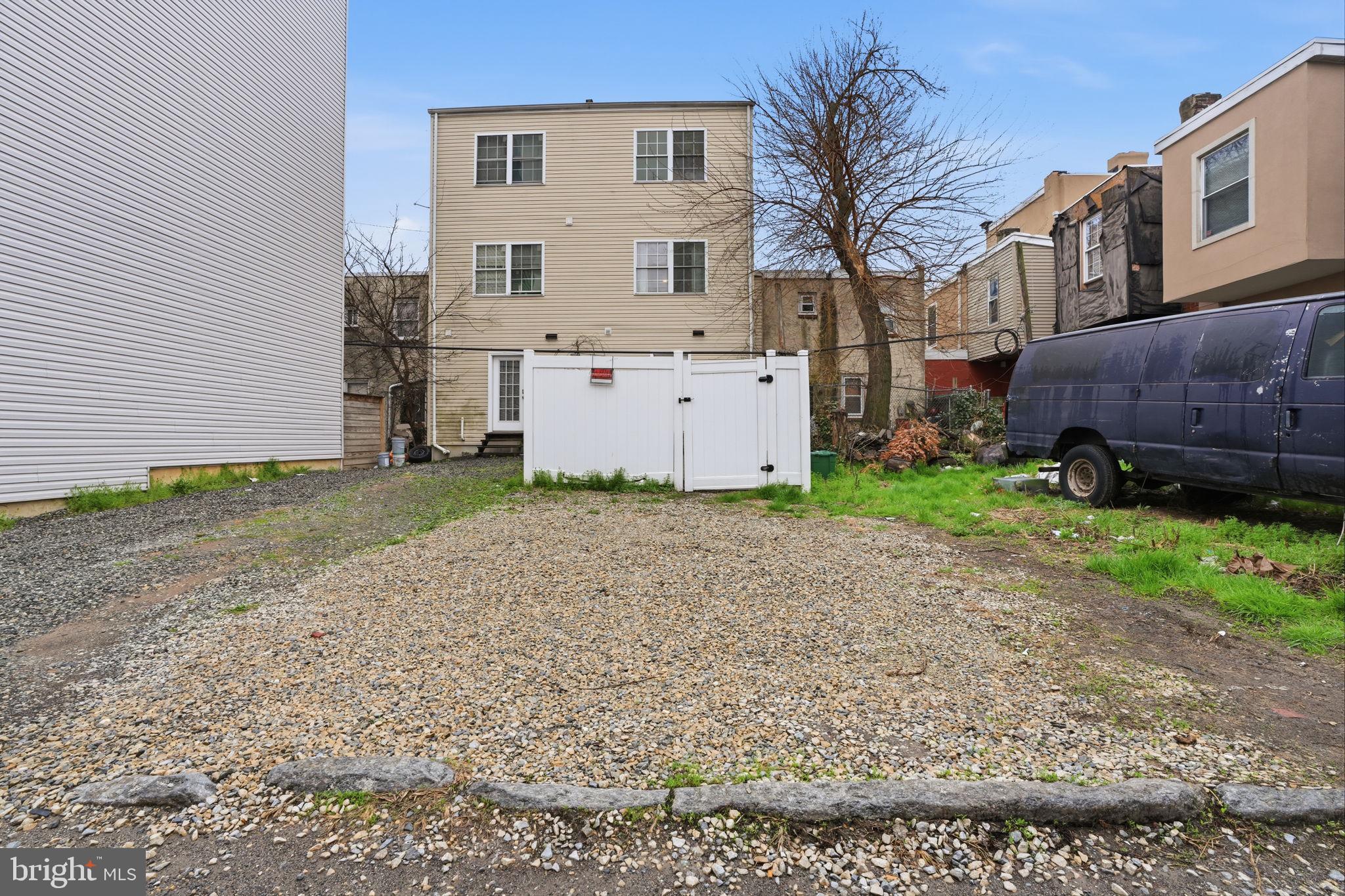 GRAYS FERRY - Residential