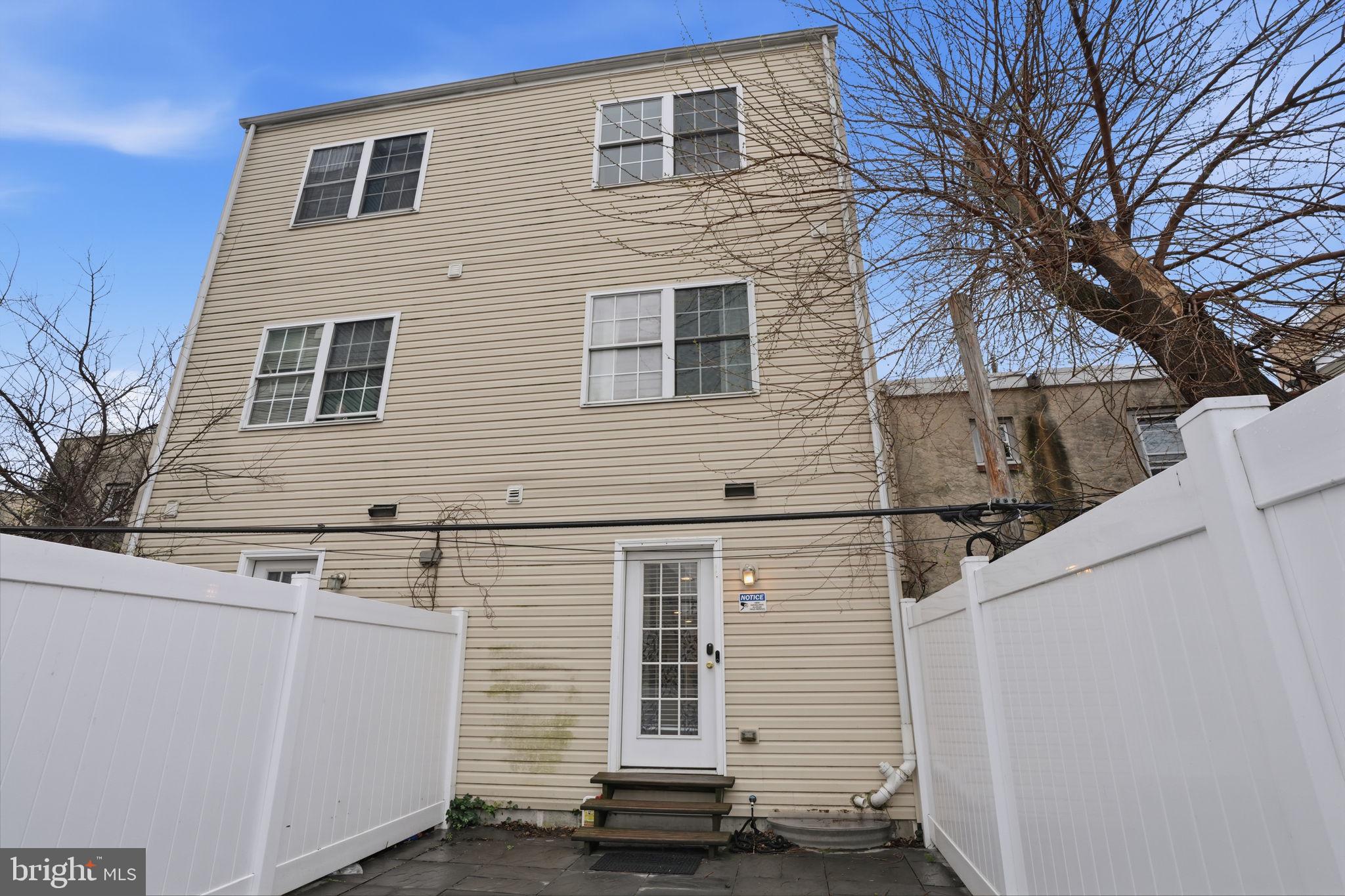 GRAYS FERRY - Residential