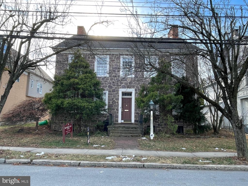 Photo of 16 Philadelphia Avenue, READING, PA 19607 (MLS # PABK2066264)