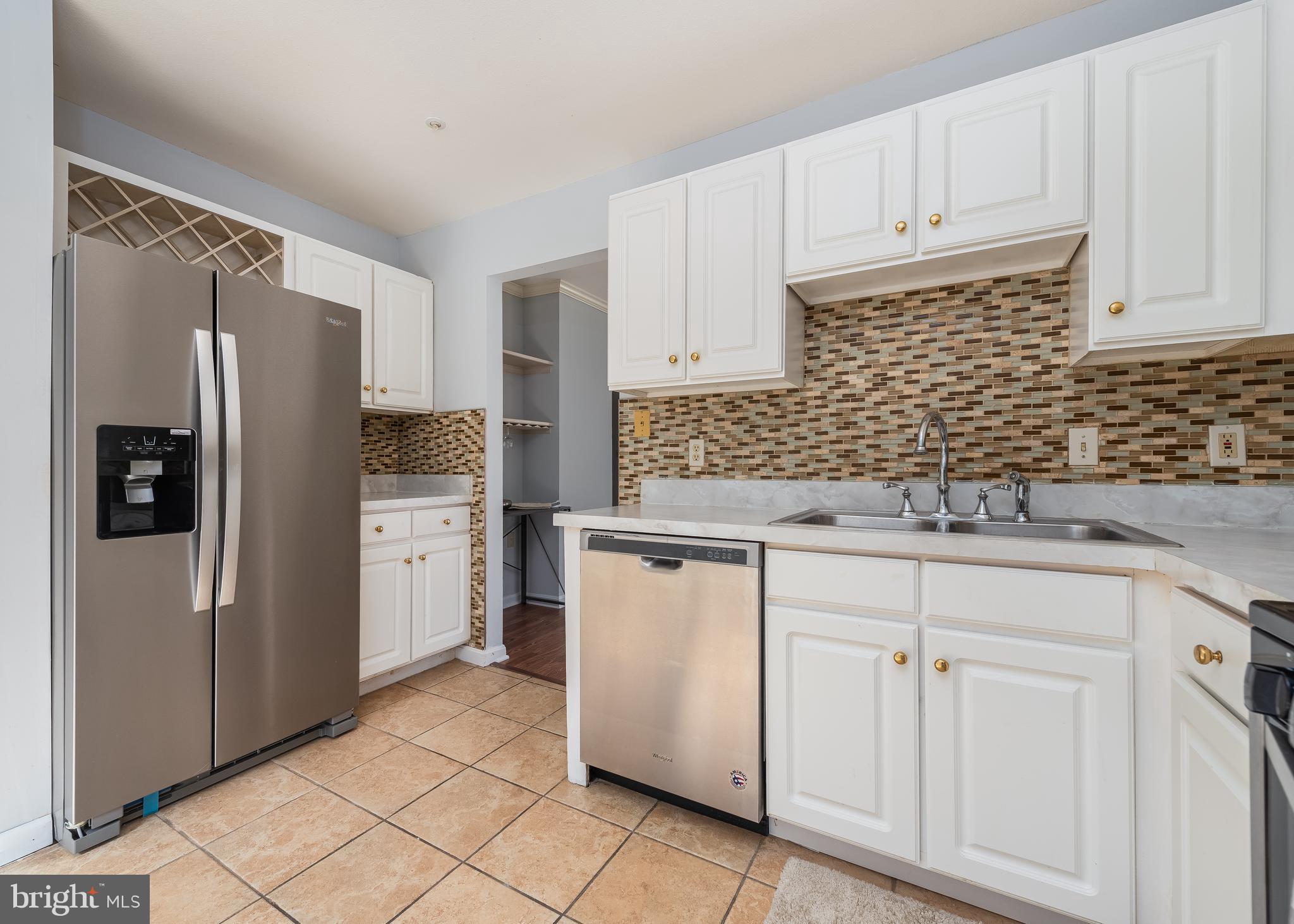 BRISTOL GREEN - Residential Lease