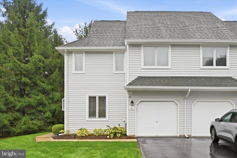 Townhouse For Sale - 41 E Jonathan Court #41<br/> KENNETT SQUARE, PA 19348