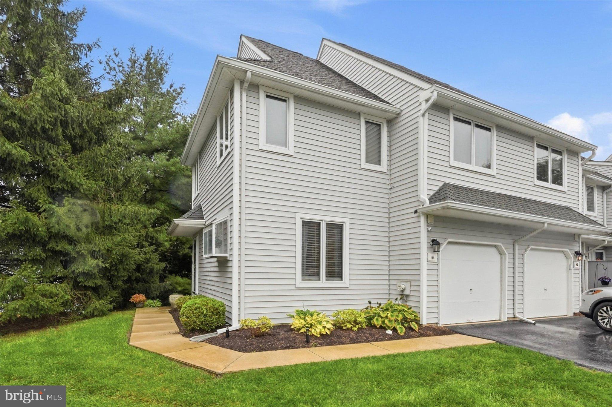 41 E JONATHAN COURT 41
