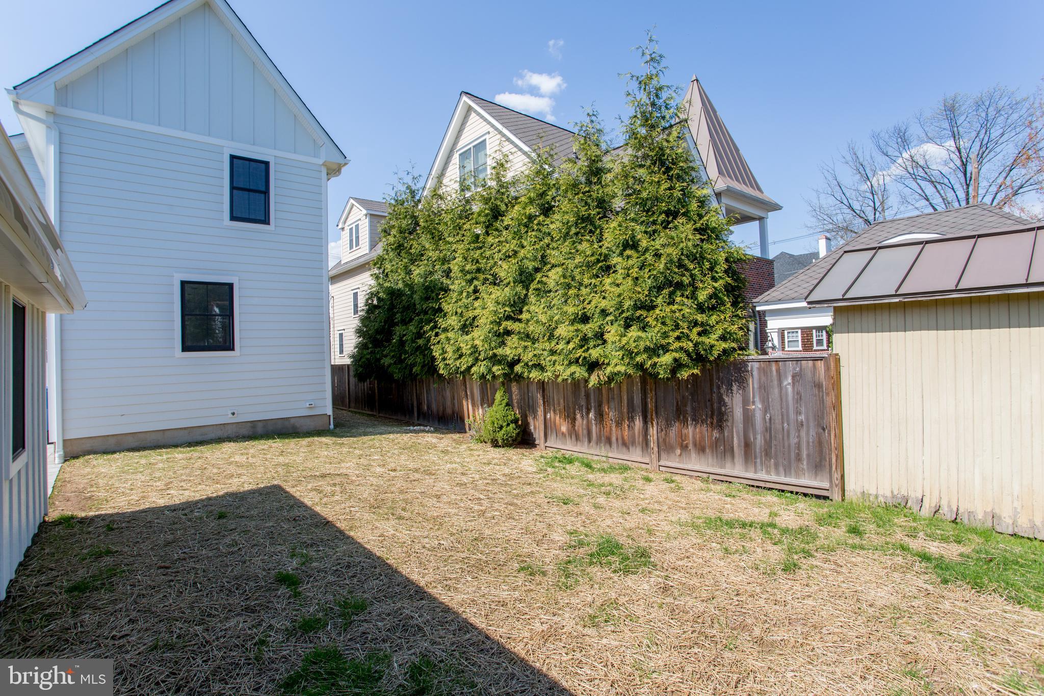 DOYLESTOWN BORO - Residential