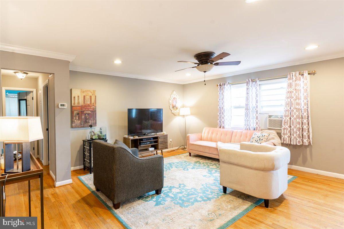 COLONY RIDGE - Residential