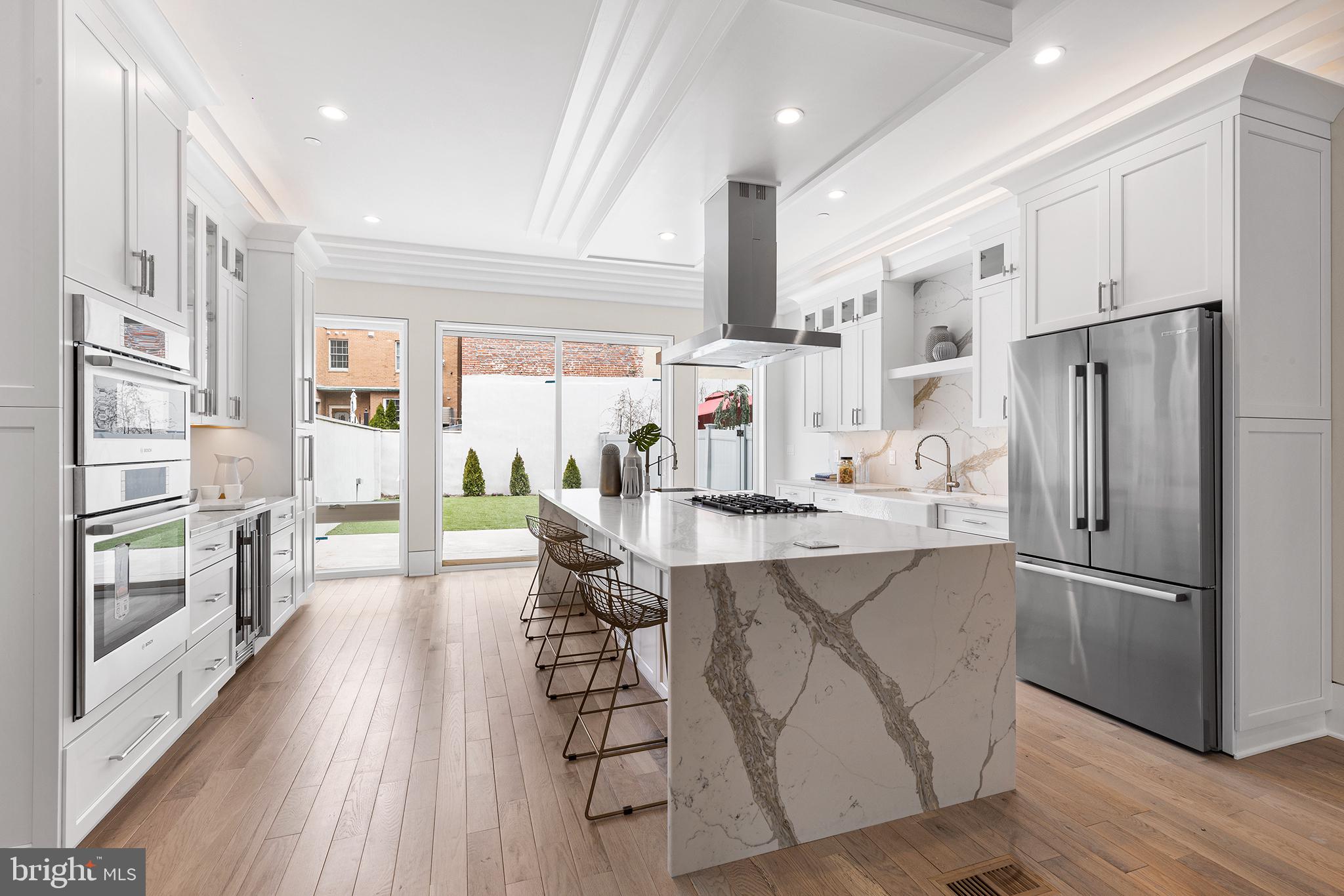 BELLA VISTA - Residential