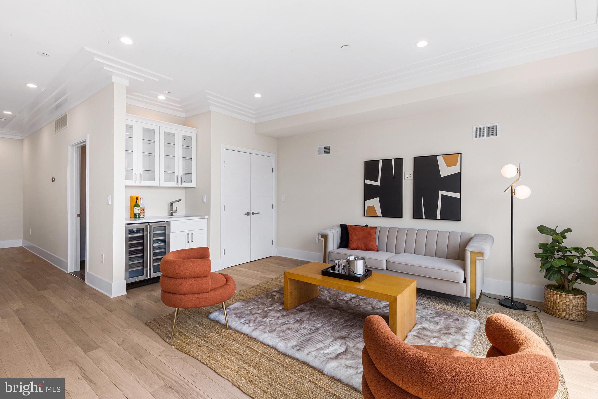 BELLA VISTA - Residential