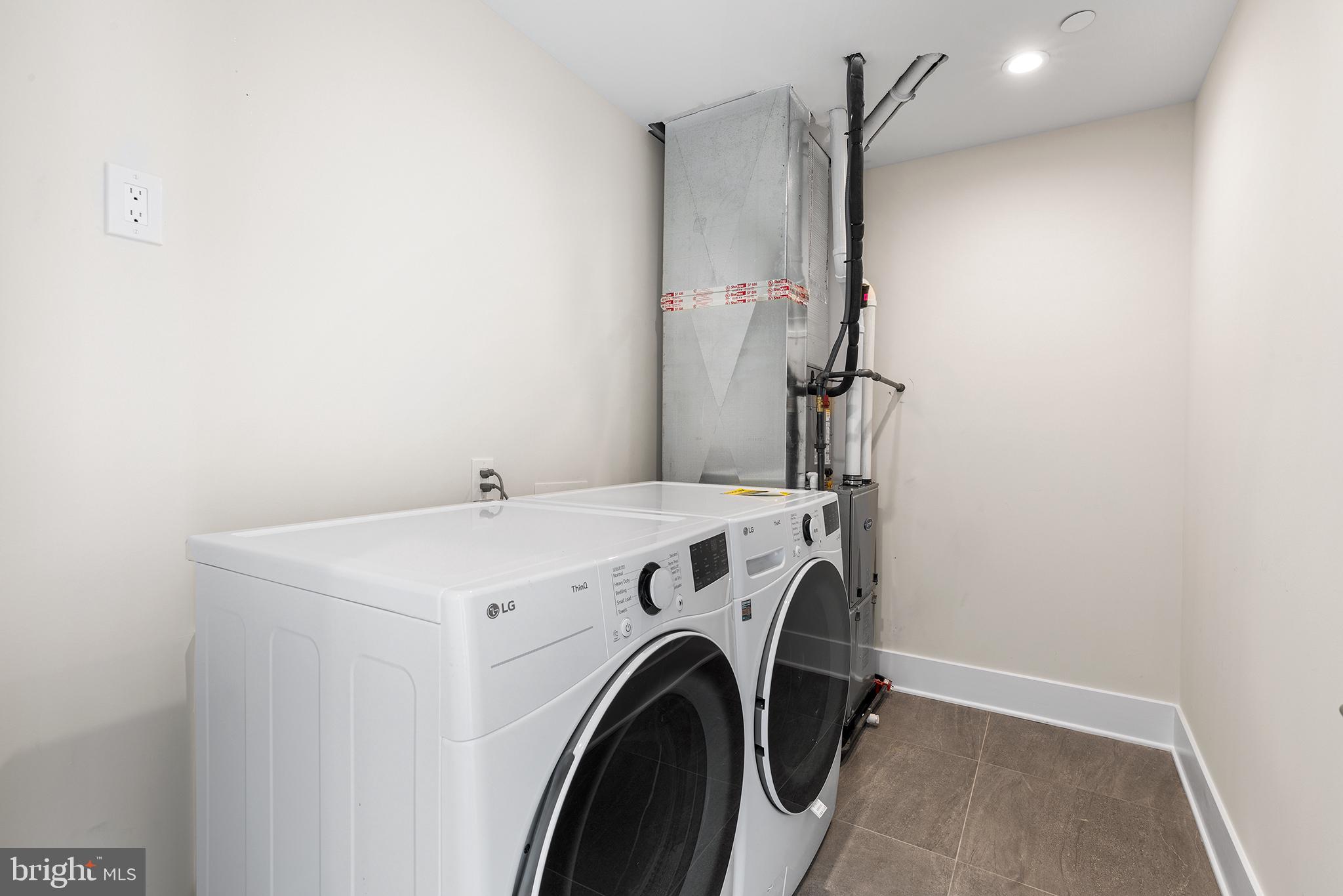 BELLA VISTA - Residential