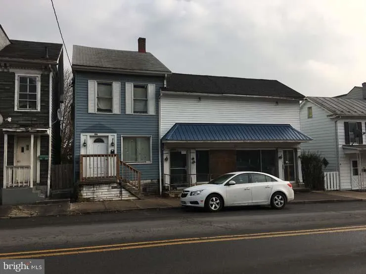 214-216 Valley Street, Lewistown, PA 17044