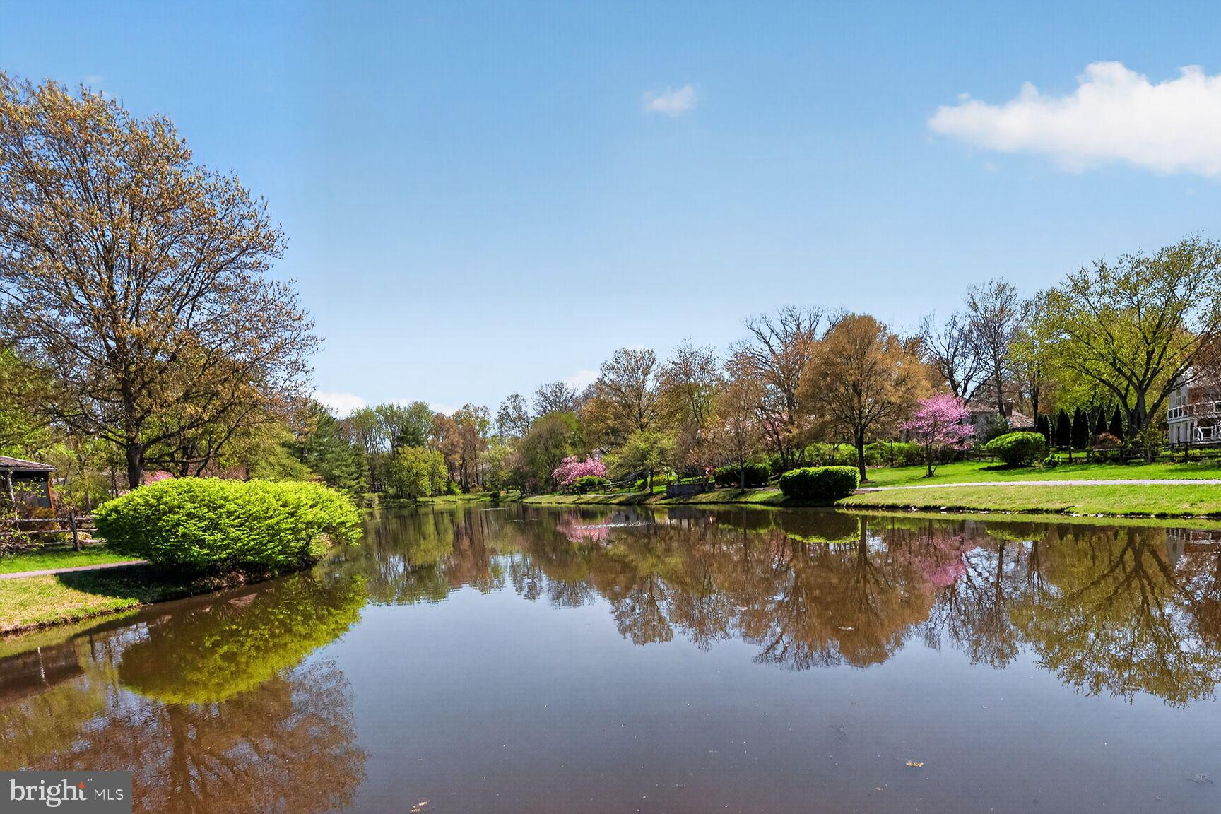 FRANKLIN OAKS - Residential