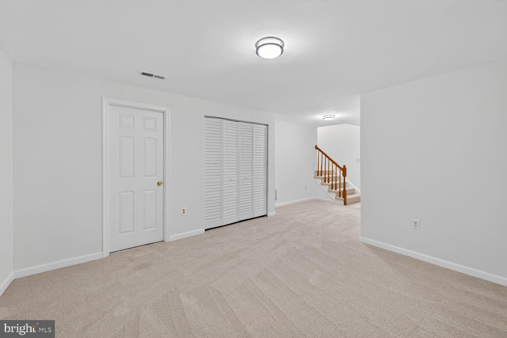 FRANKLIN OAKS - Residential