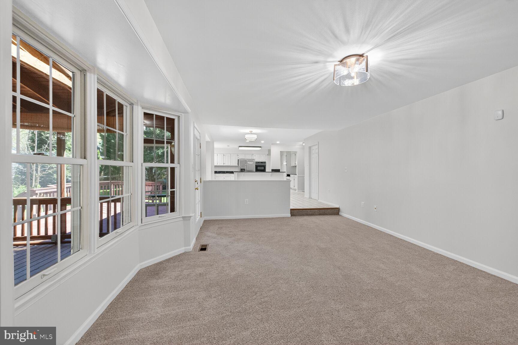 FRANKLIN OAKS - Residential