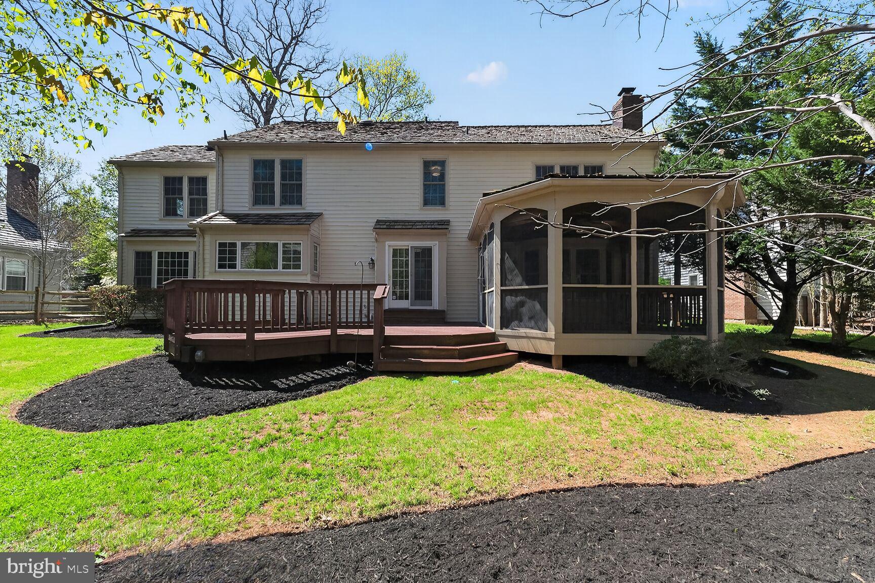 FRANKLIN OAKS - Residential