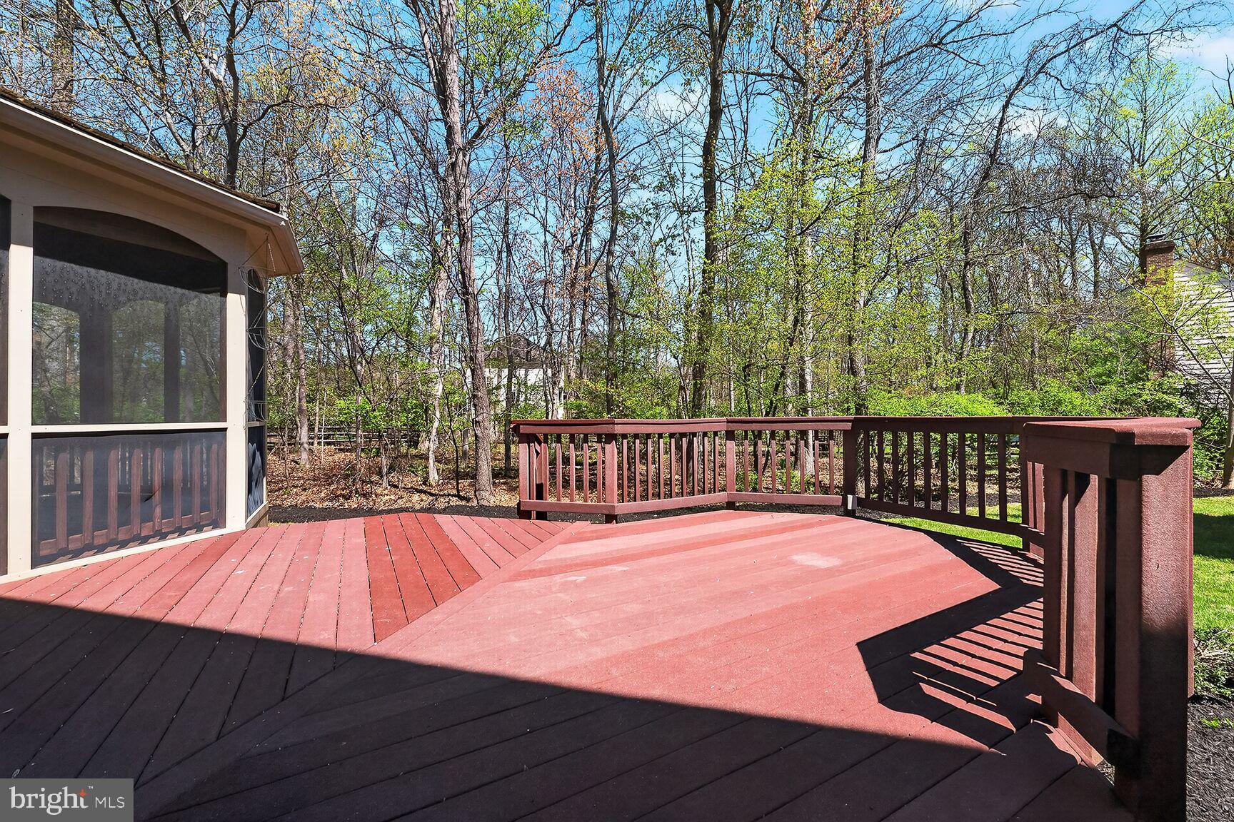 FRANKLIN OAKS - Residential