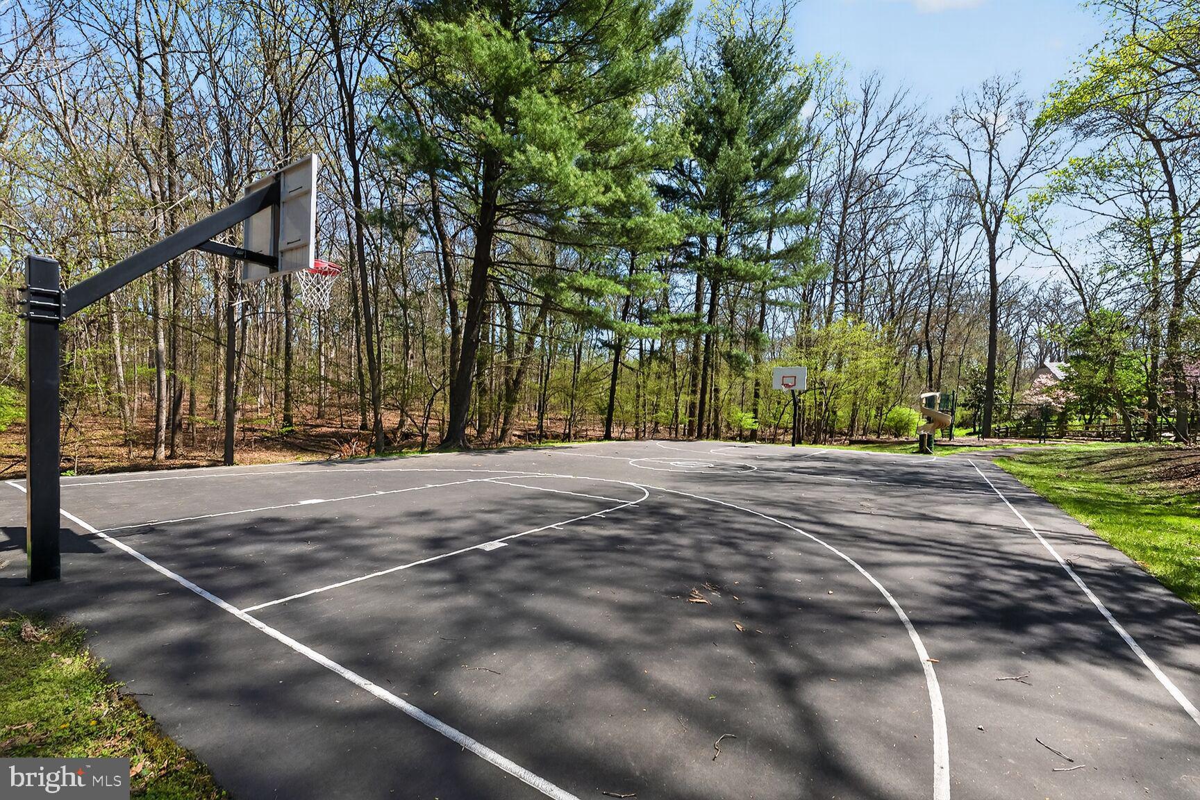 FRANKLIN OAKS - Residential