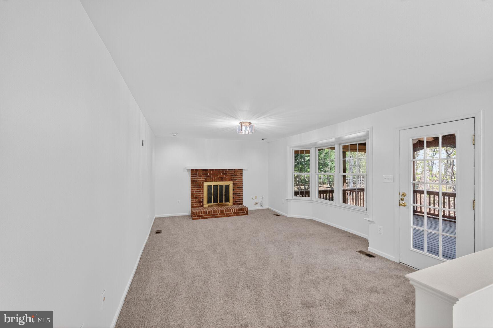 FRANKLIN OAKS - Residential