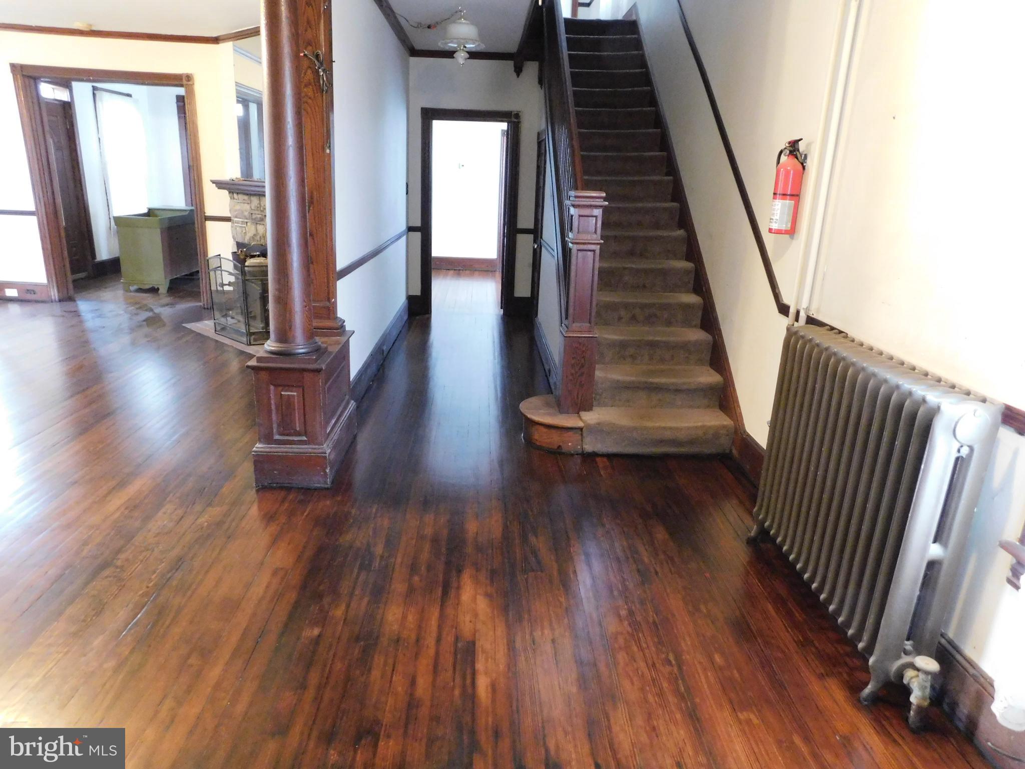 LEAMAN PLACE - Residential