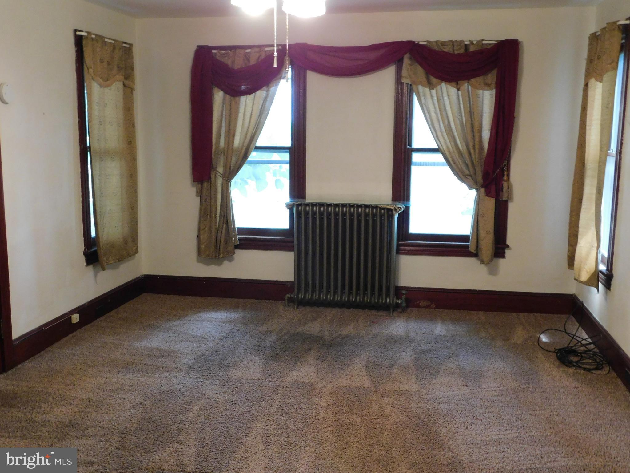 LEAMAN PLACE - Residential