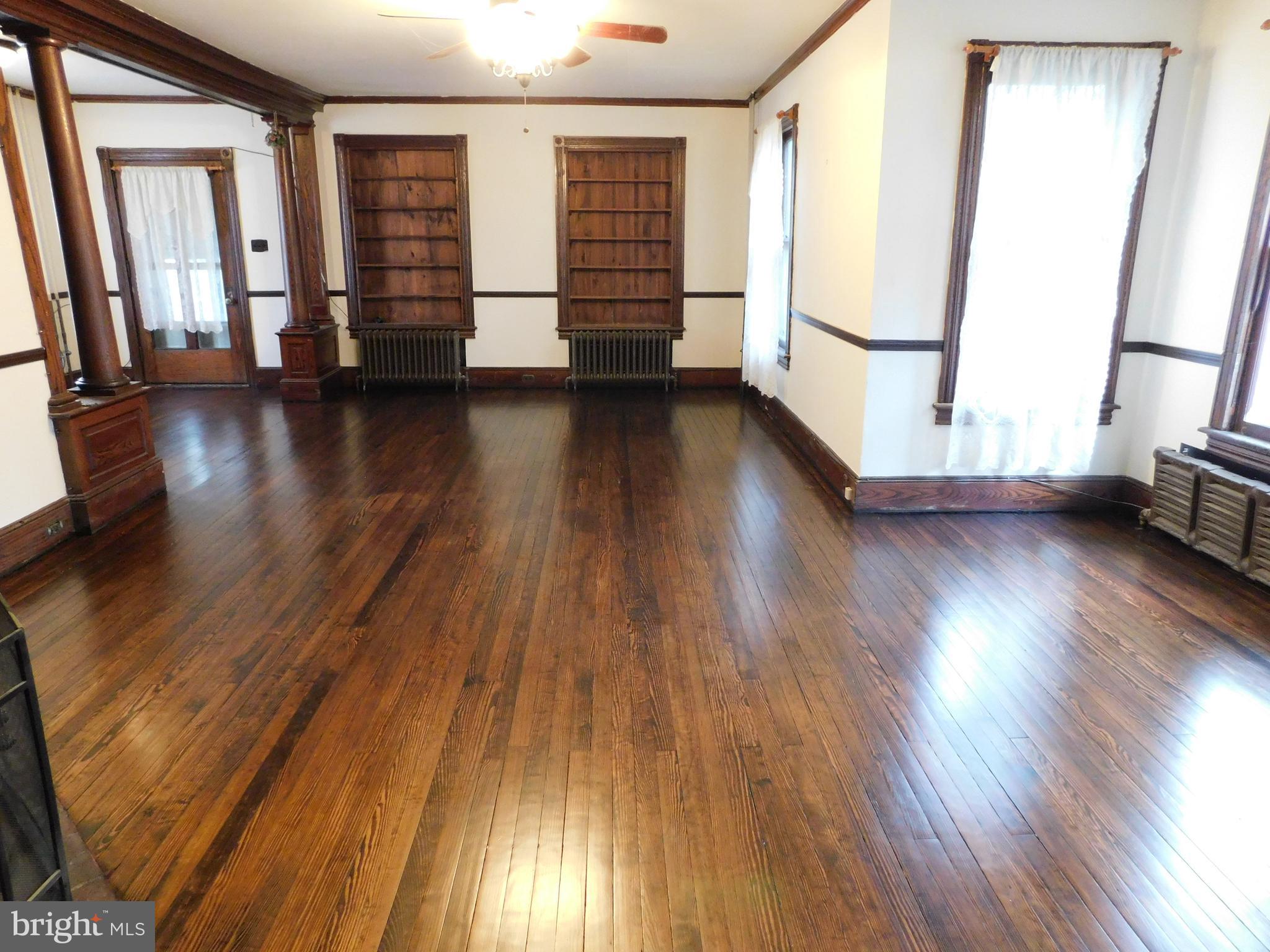 LEAMAN PLACE - Residential