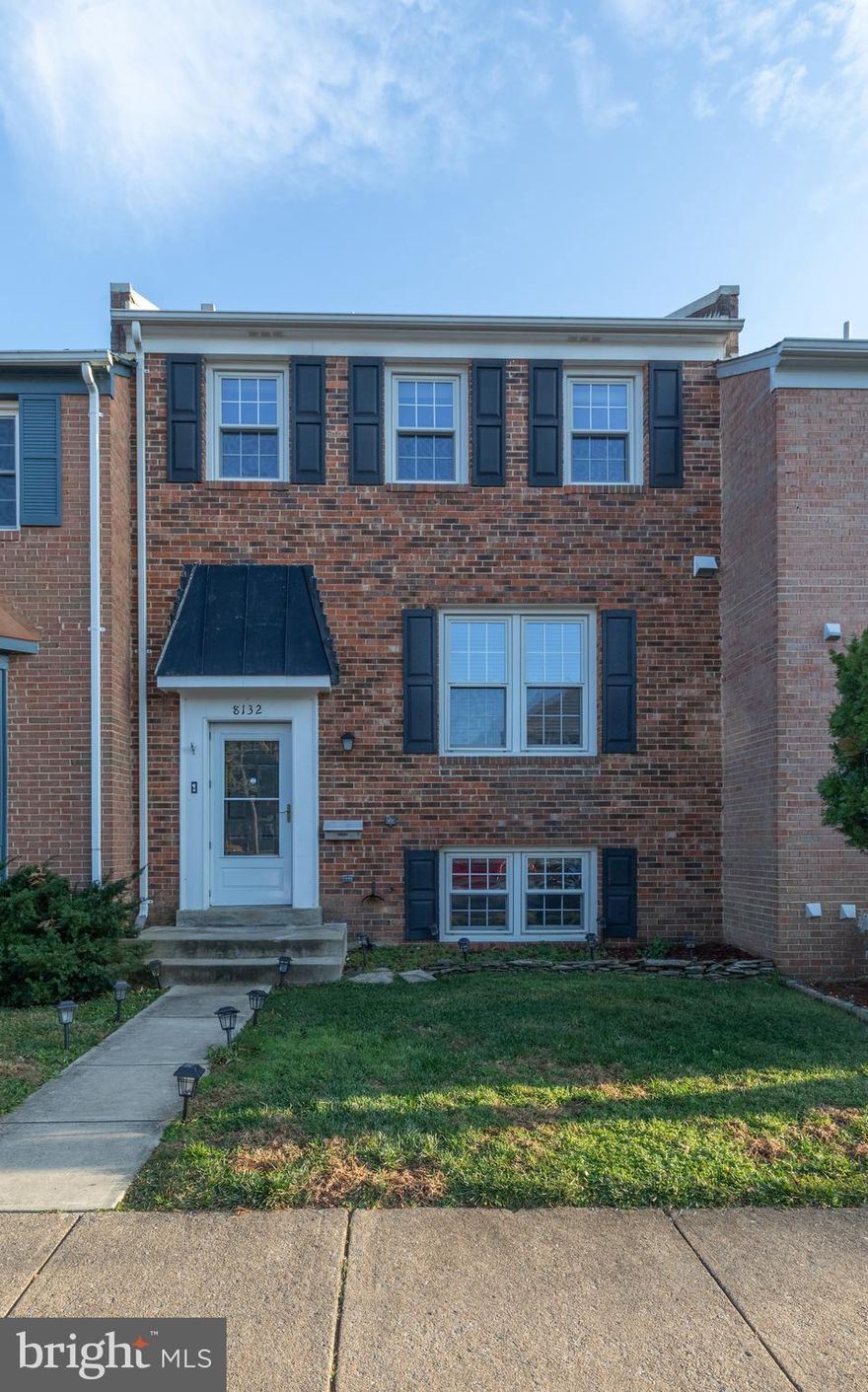 Beautiful brick home located on a quiet private street in the heart of the Saratoga/Springfield area. This home features a large kitchen with stainless steel stove and refrigerator with lots of cabinet space.  Hardwood flooring on the main level and carpeting on the upper level and basement. Very spacious bedrooms with 3.5 bathrooms. Enjoy the convenience of two assigned parking spaces in front of the house. The expansive walk-out basement includes a wood-burning fireplace, perfect for cozy evenings. Ideally situated directly behind the Saratoga Shopping Center and minutes from Lorton Station, I-395, Fairfax County Parkway, Springfield Town Center, the Springfield Metro Station, restaurants, and more.
A must-see property!