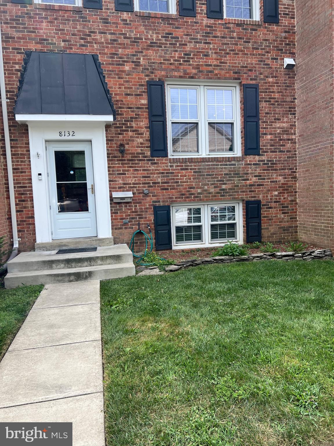 SARATOGA TOWNHOUSES - Residential Lease