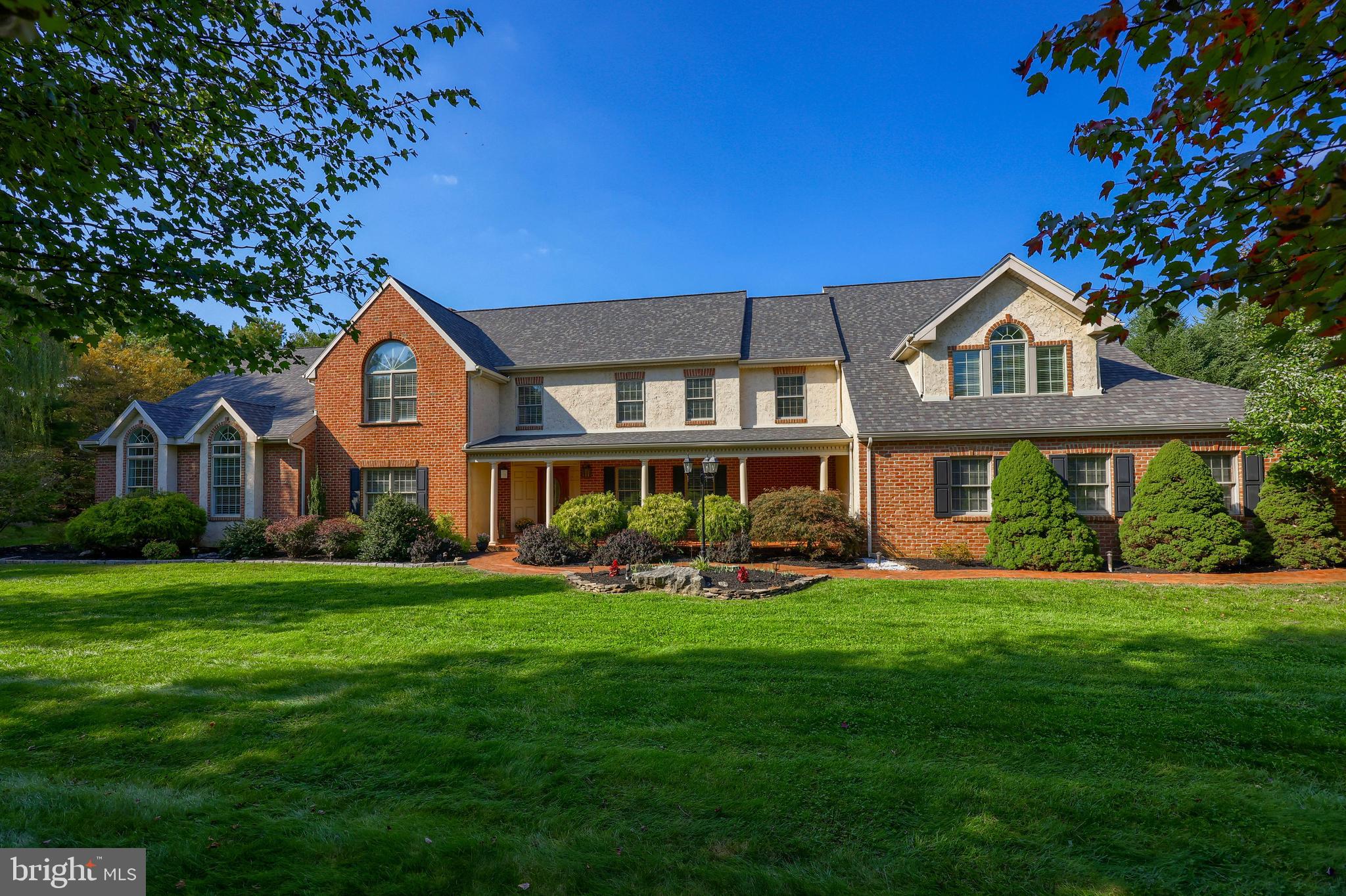 STONEHENGE - Residential