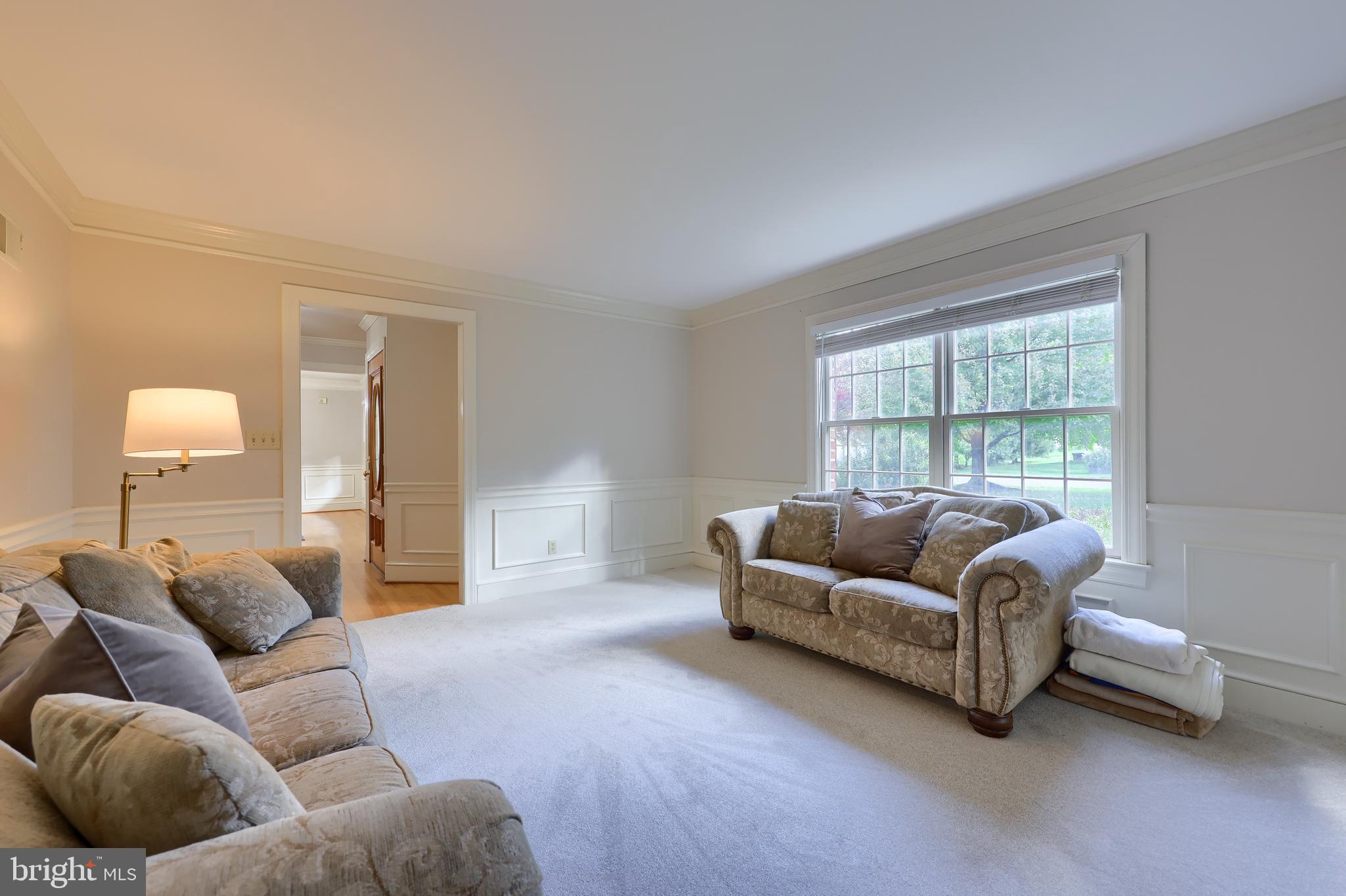 STONEHENGE - Residential