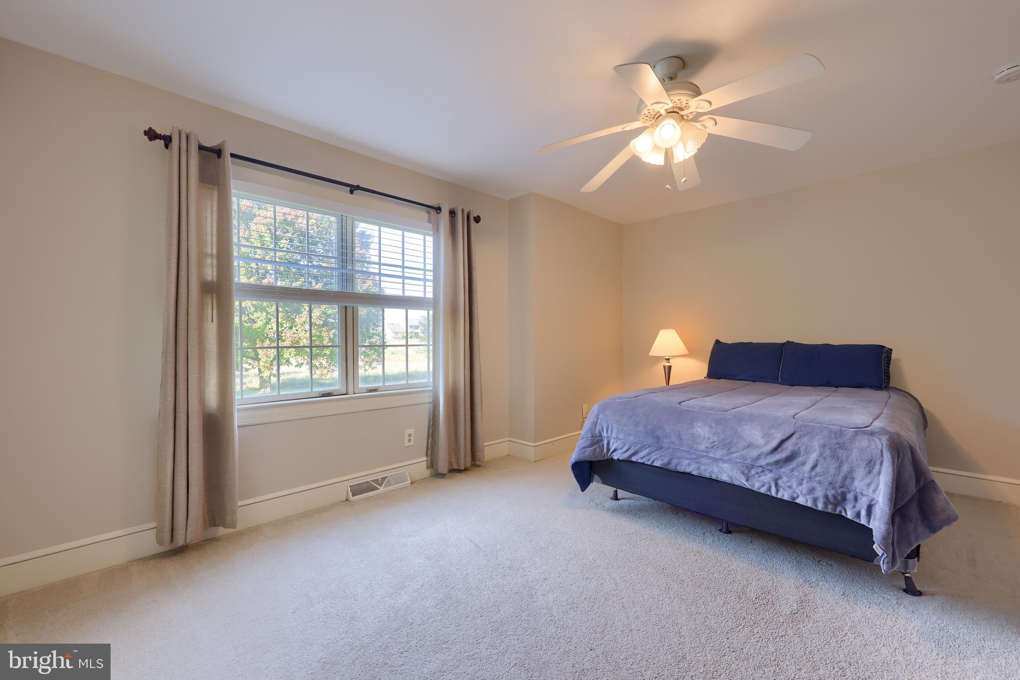 STONEHENGE - Residential