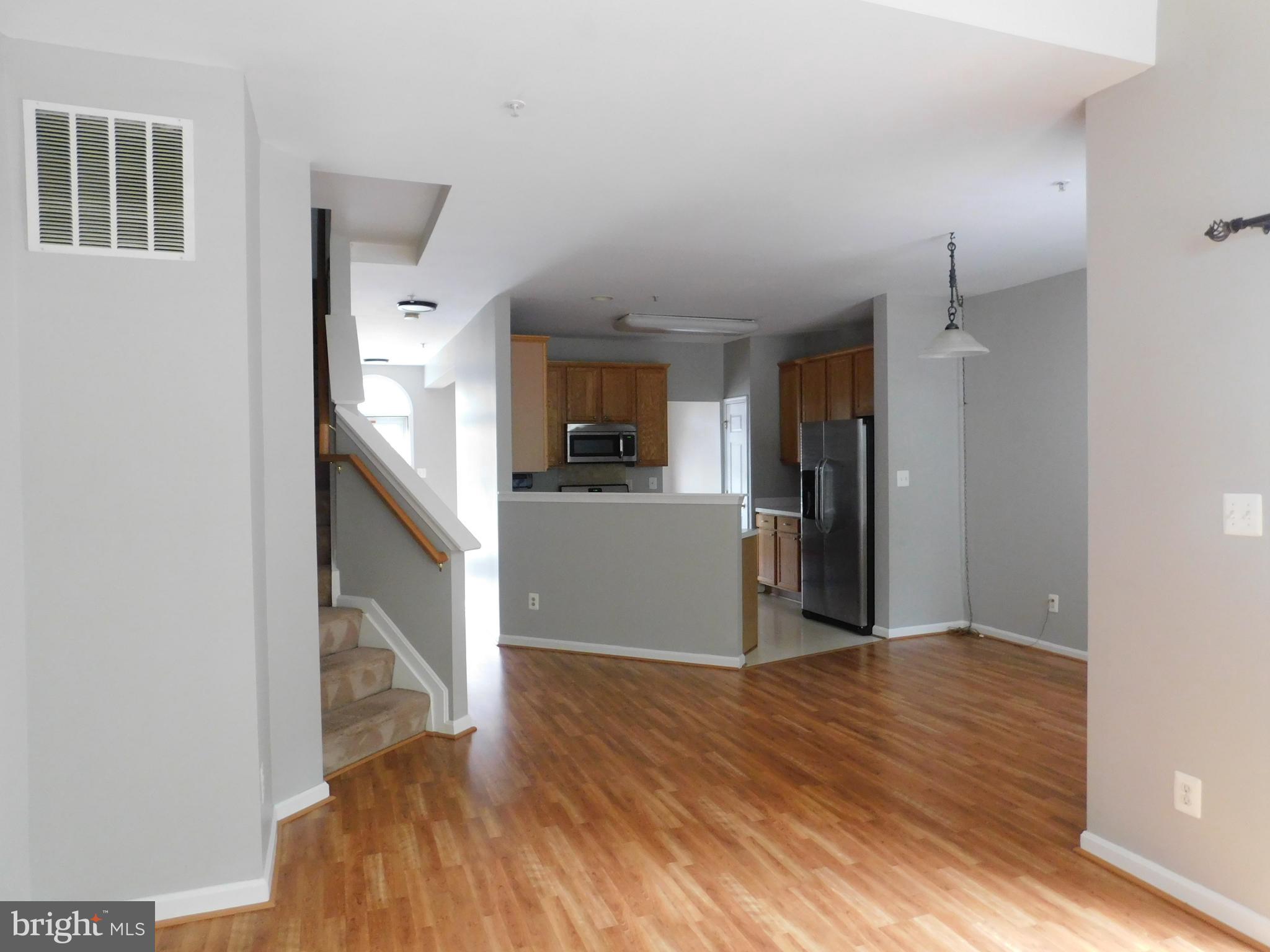 HOLLY WOODS - Residential