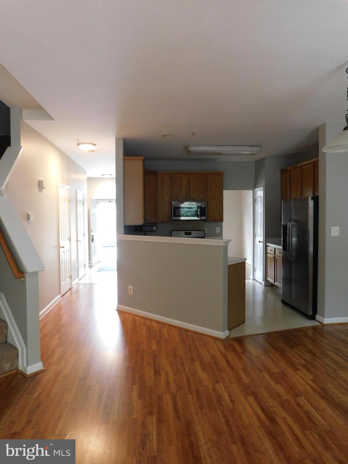 HOLLY WOODS - Residential