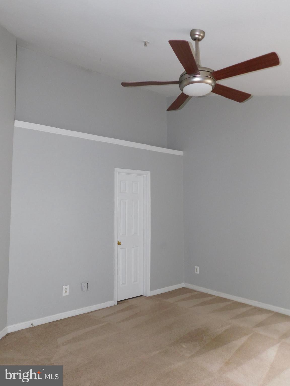 HOLLY WOODS - Residential