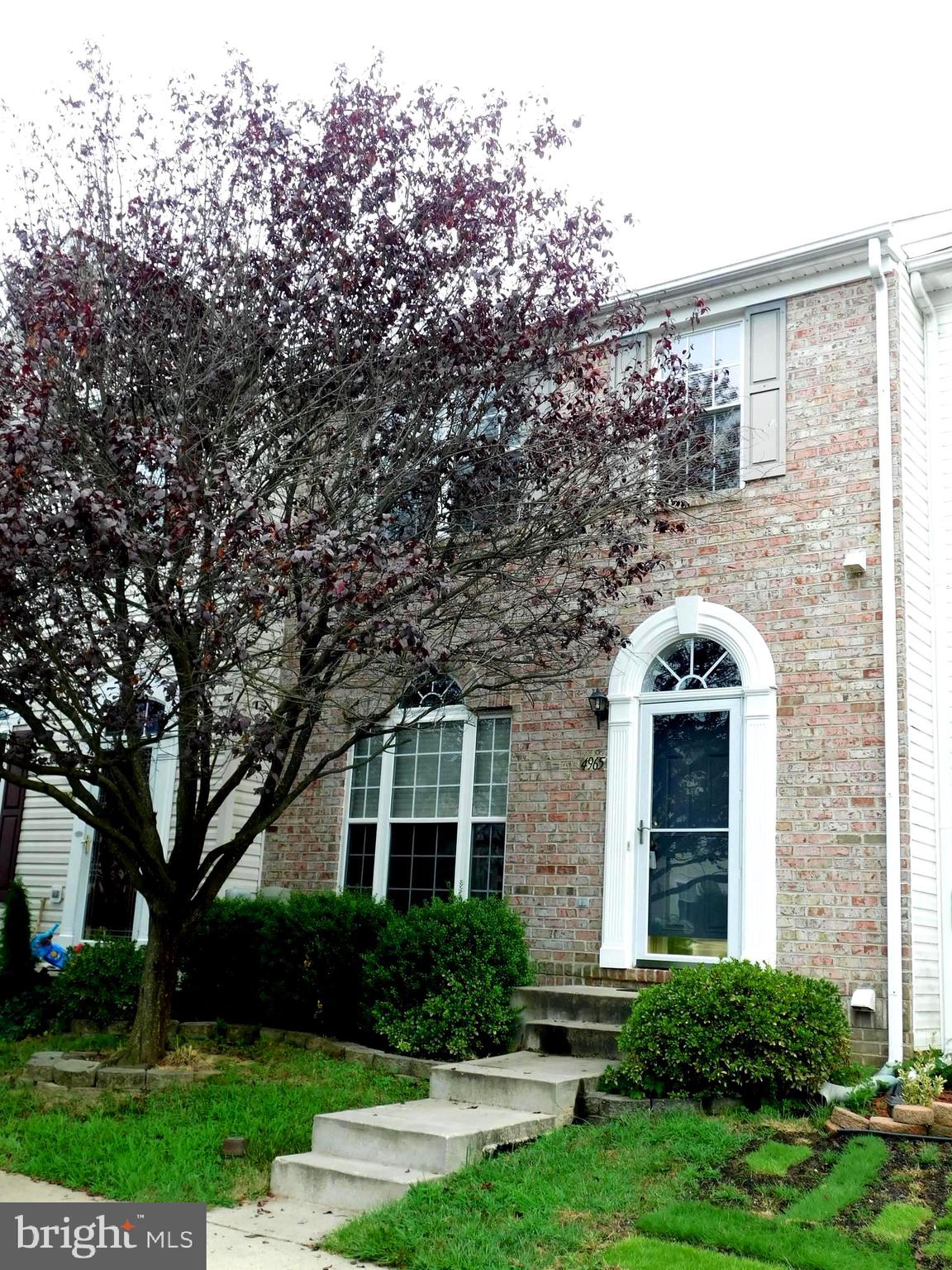 HOLLY WOODS - Residential