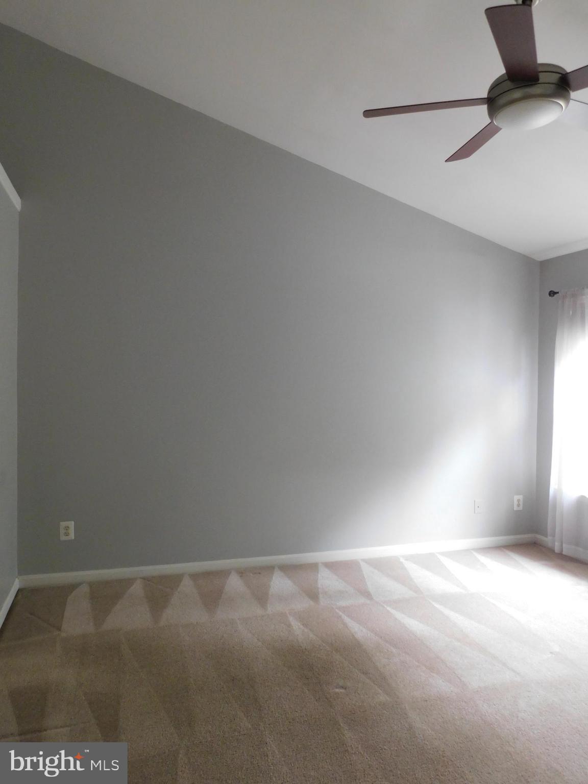 HOLLY WOODS - Residential