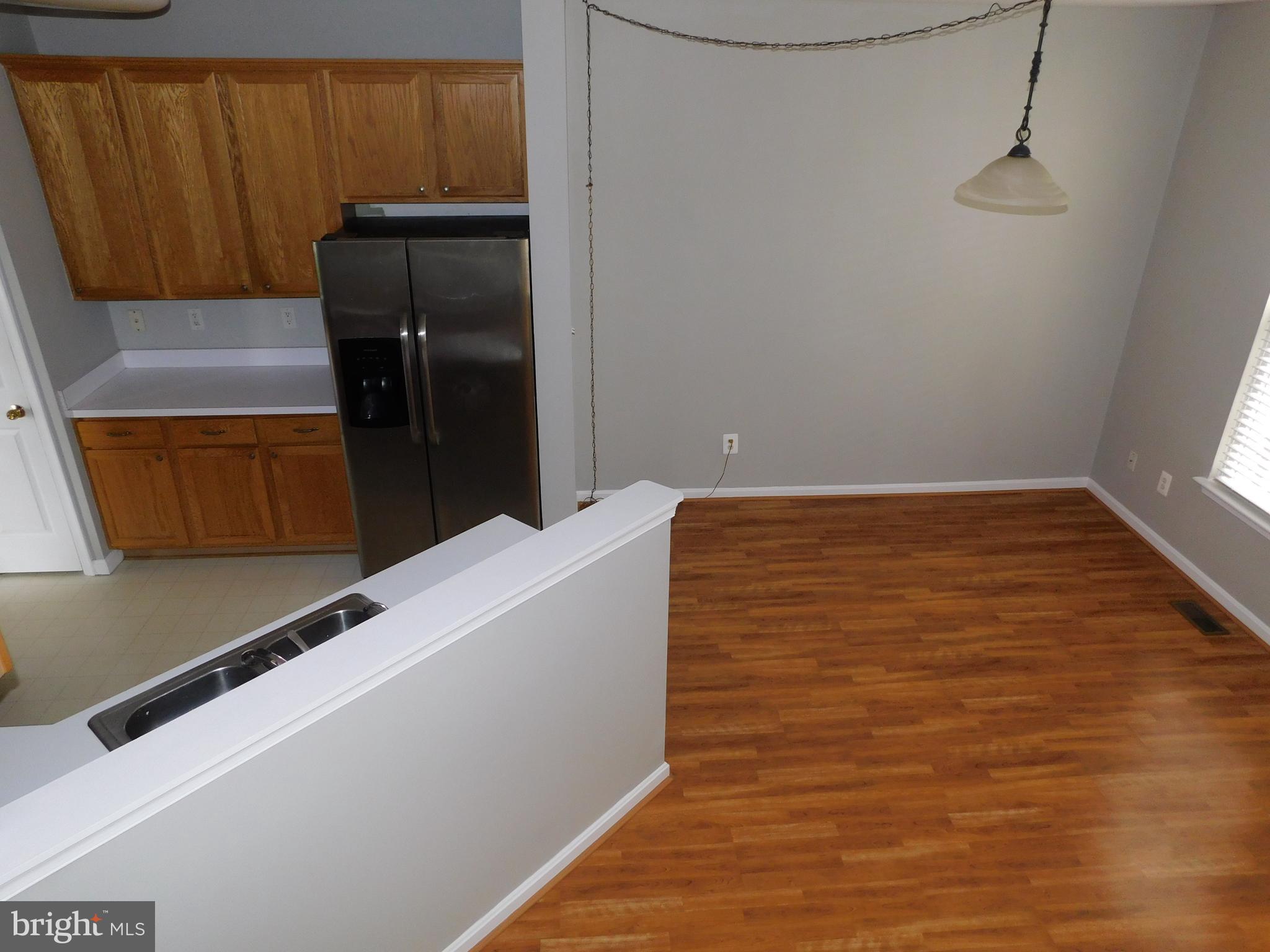 HOLLY WOODS - Residential