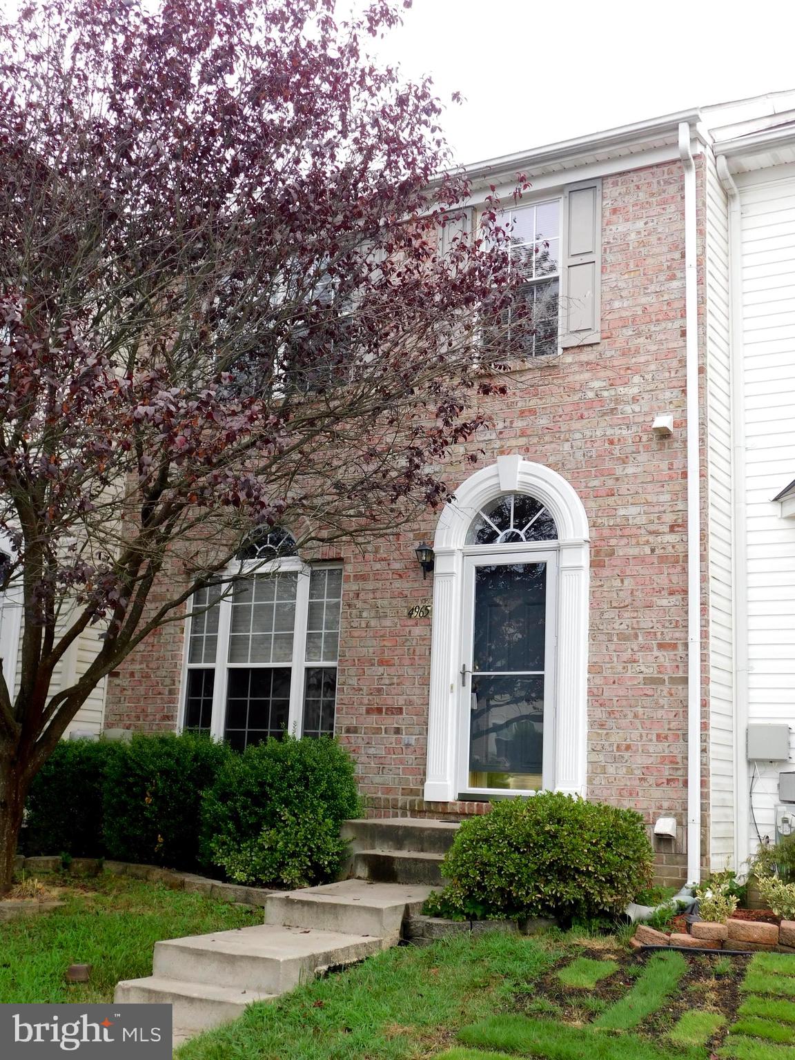 HOLLY WOODS - Residential