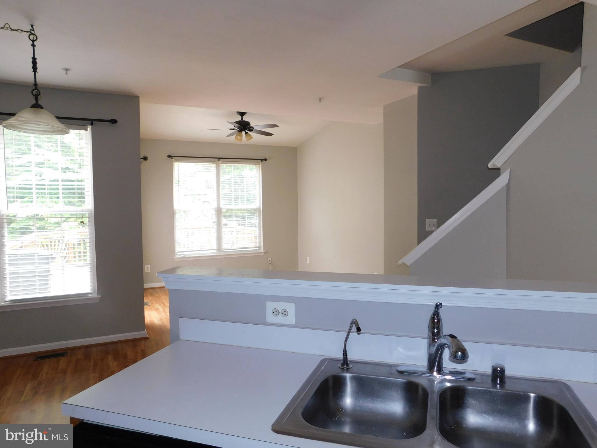 HOLLY WOODS - Residential