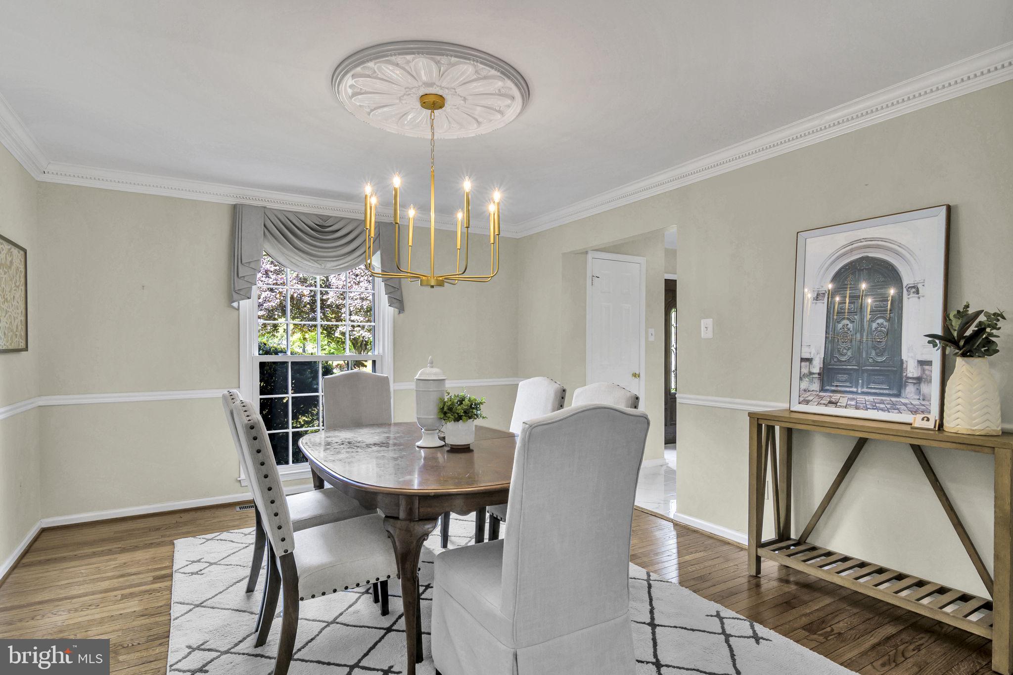 LANGLEY OAKS - Residential