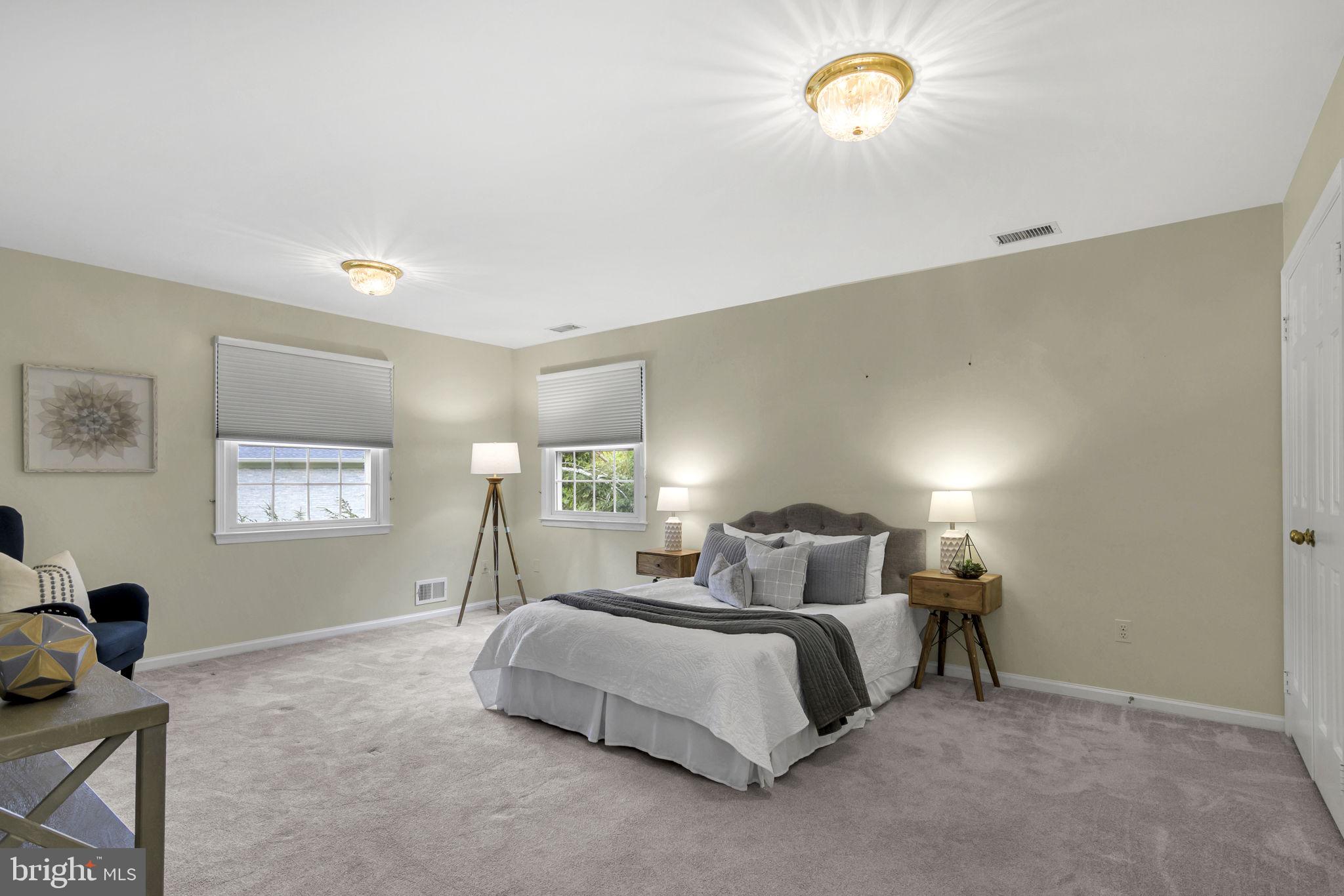 LANGLEY OAKS - Residential