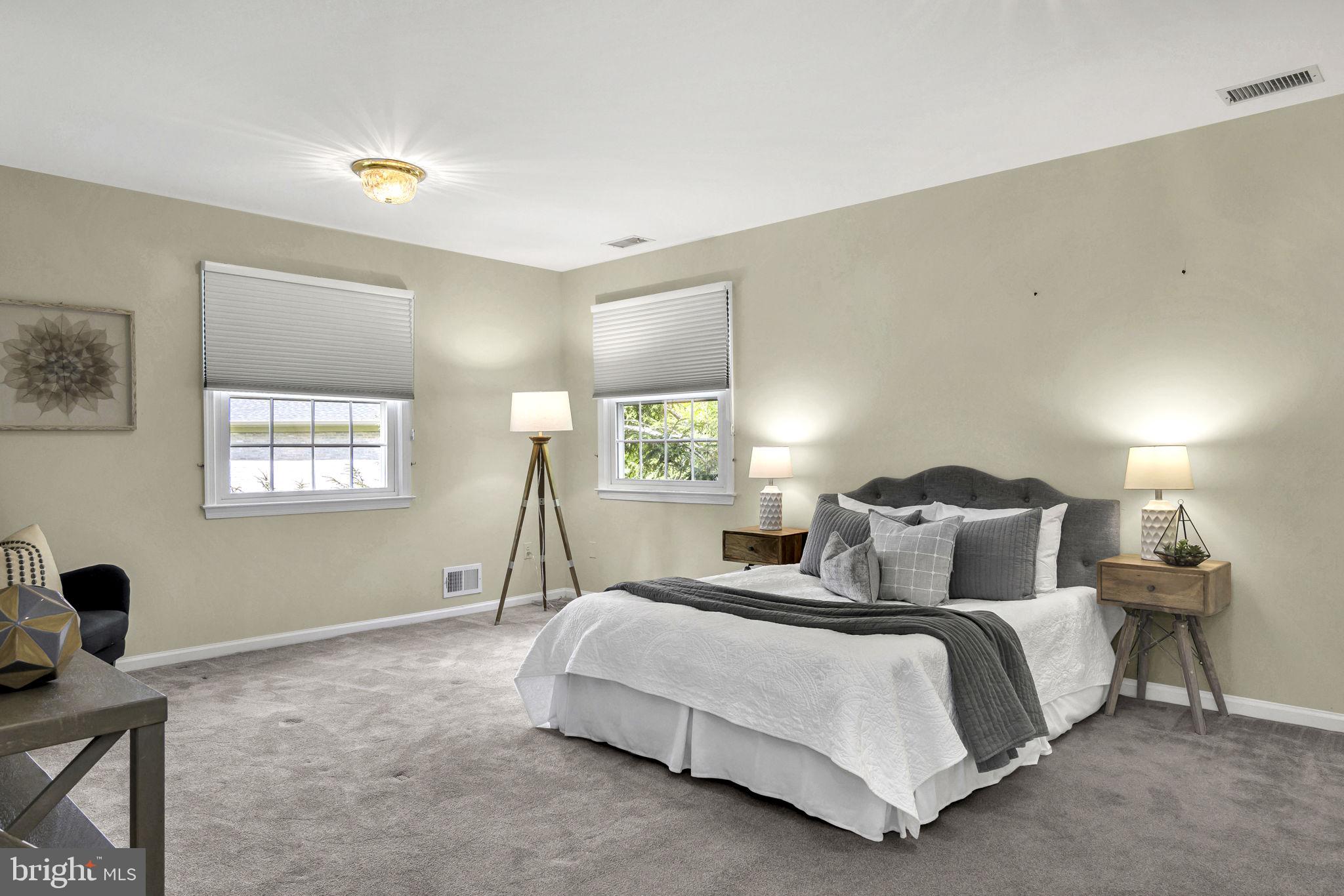 LANGLEY OAKS - Residential