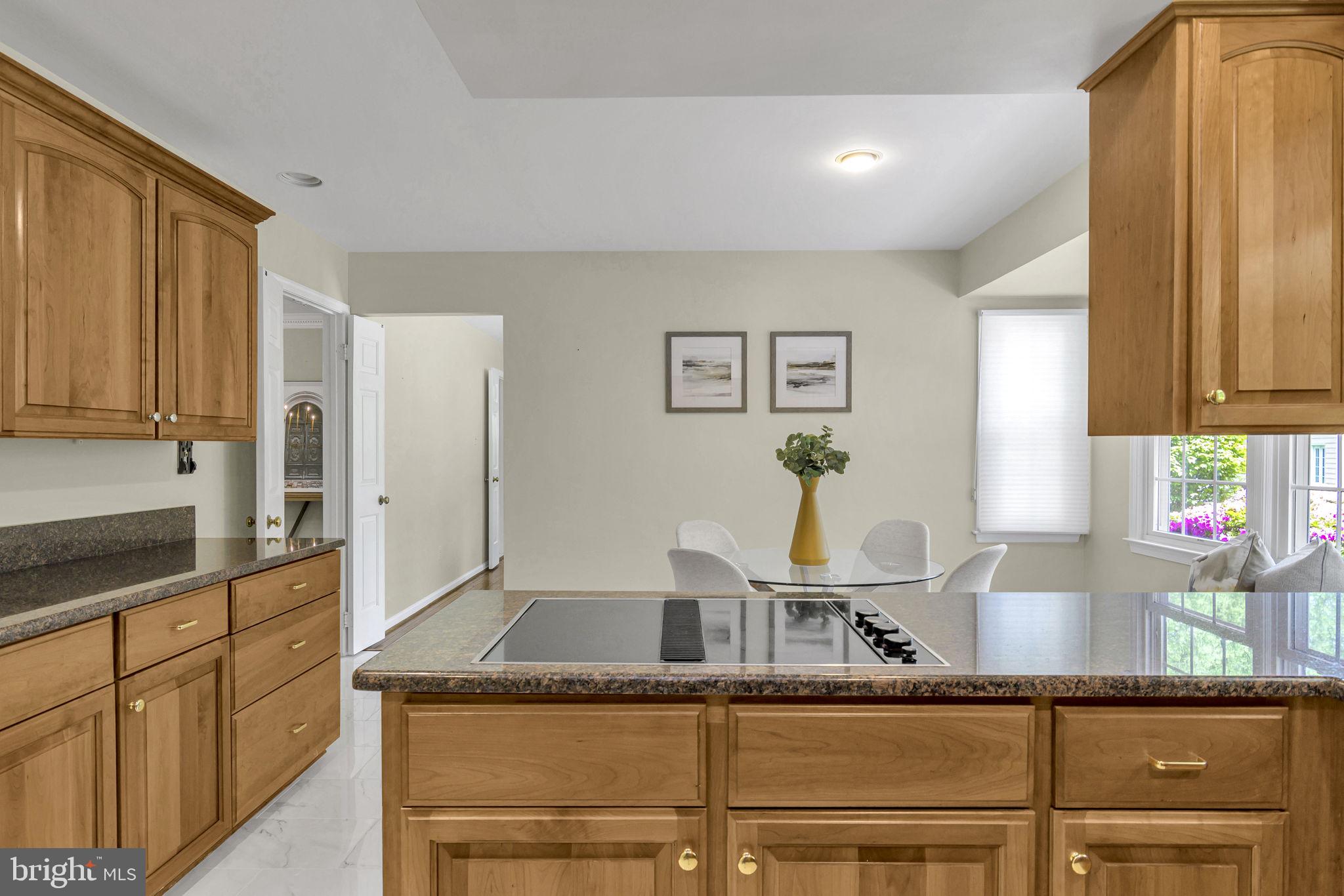 LANGLEY OAKS - Residential