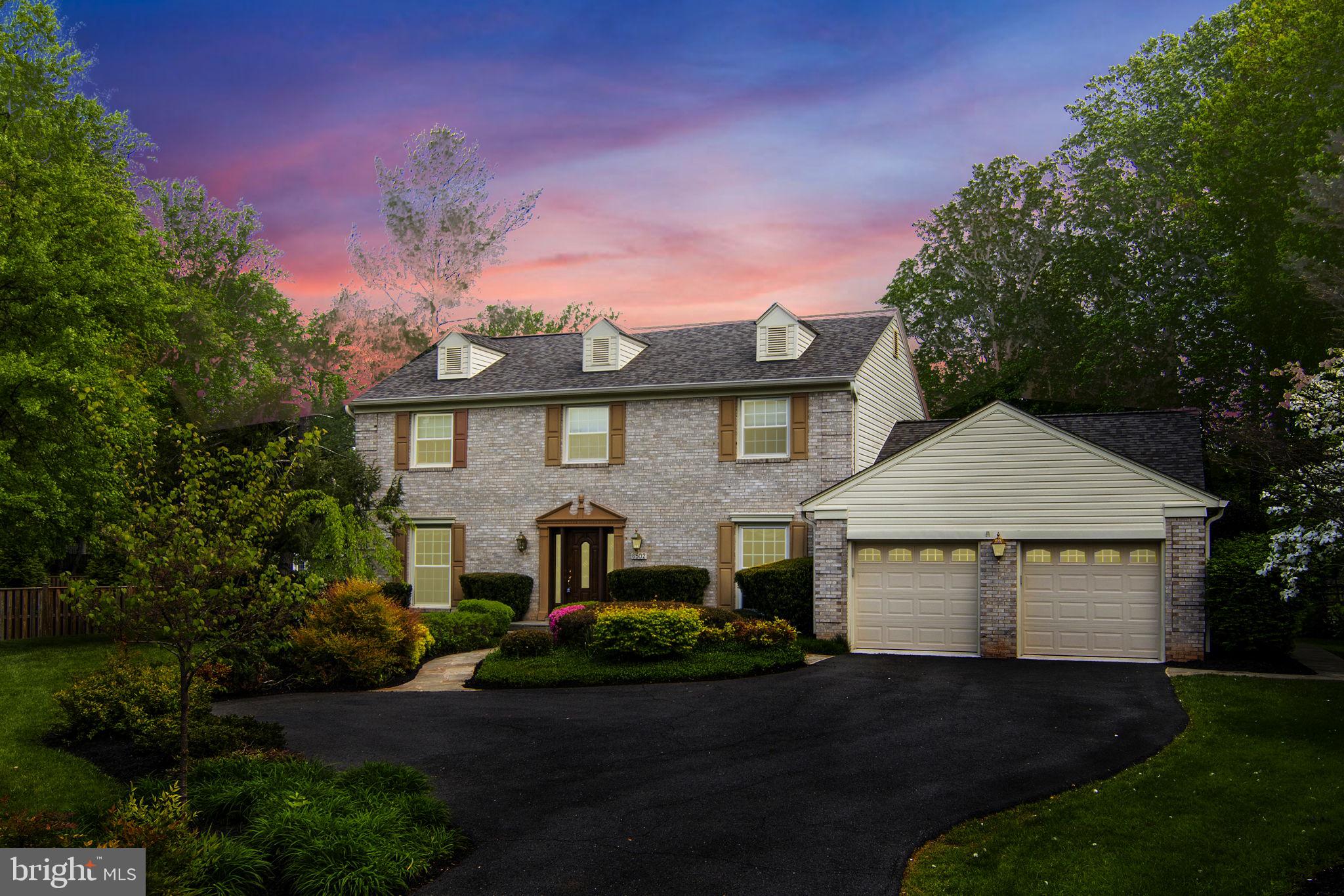 LANGLEY OAKS - Residential