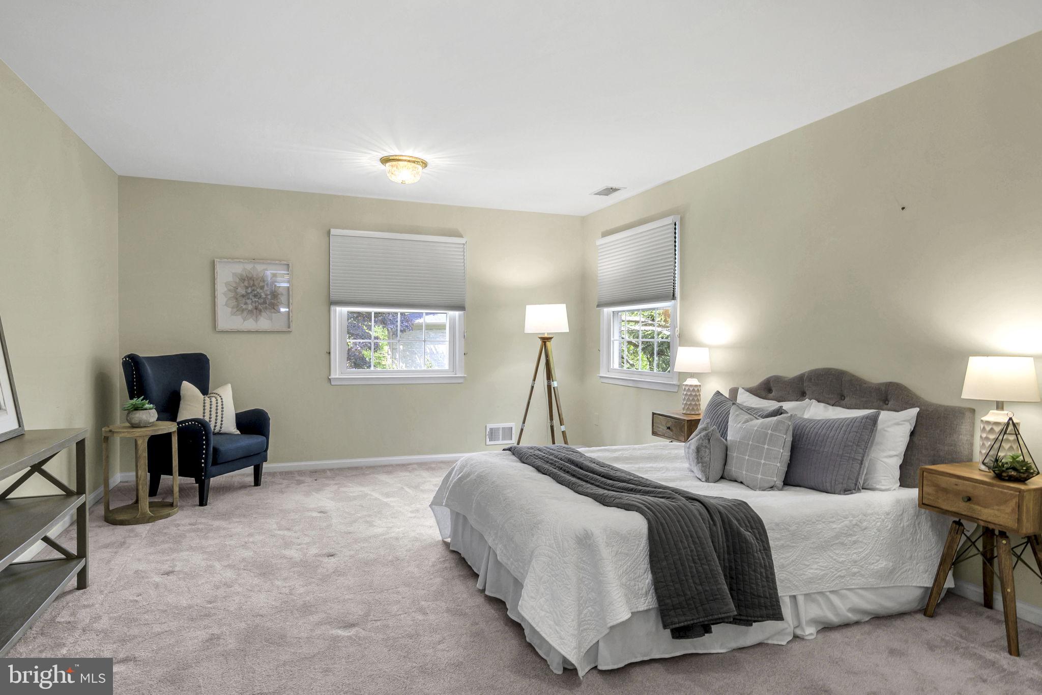 LANGLEY OAKS - Residential