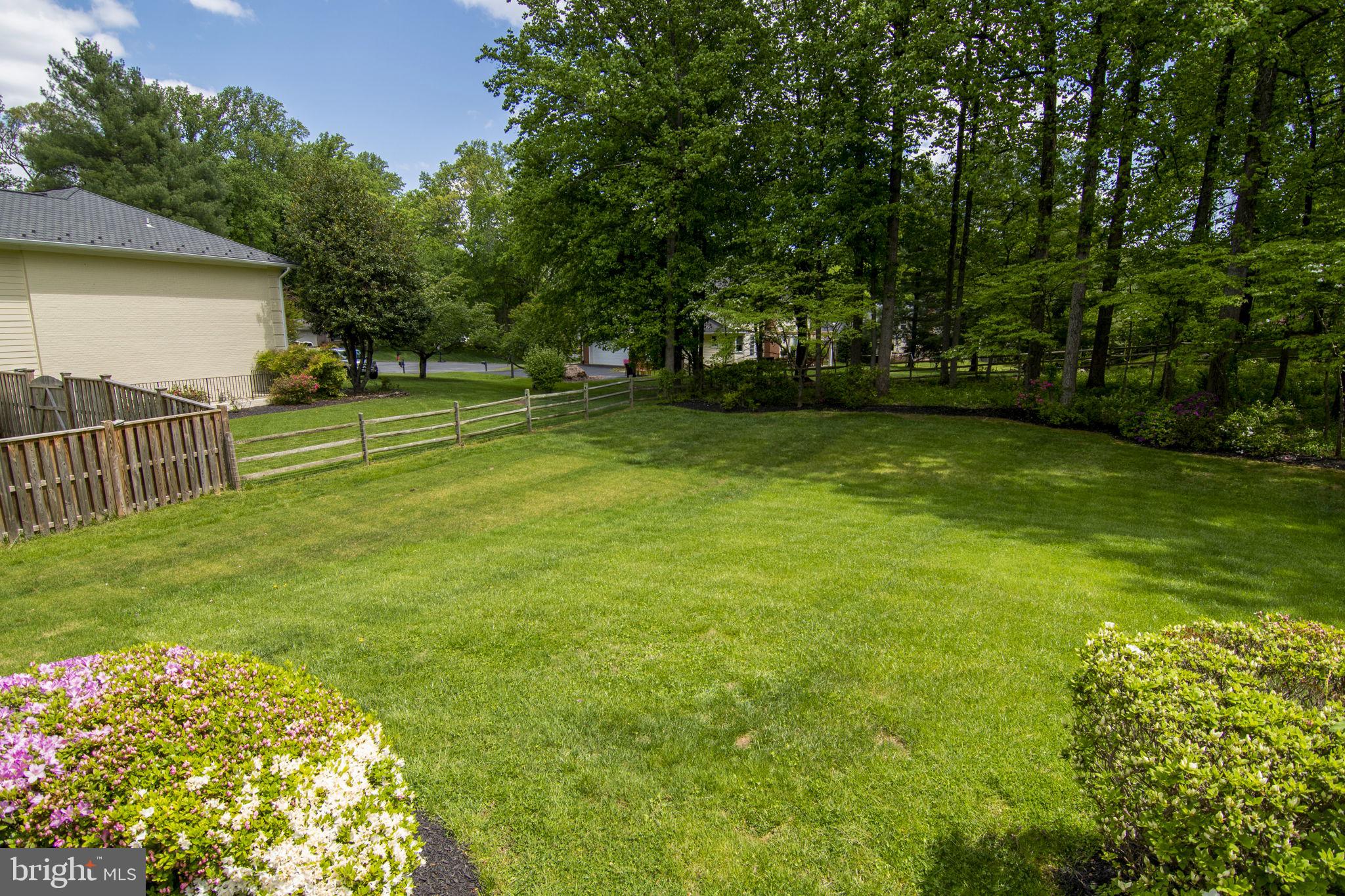 LANGLEY OAKS - Residential