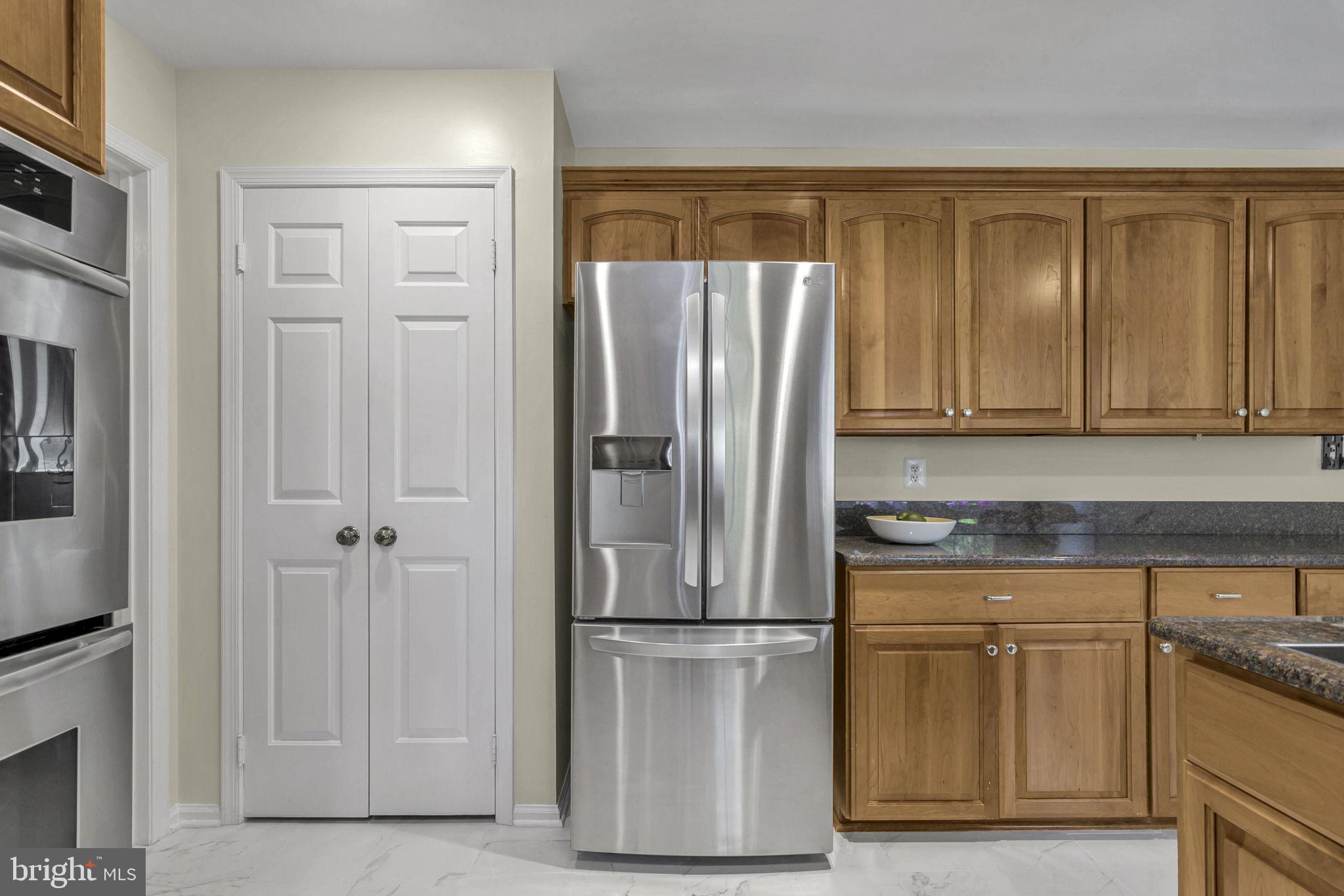 LANGLEY OAKS - Residential